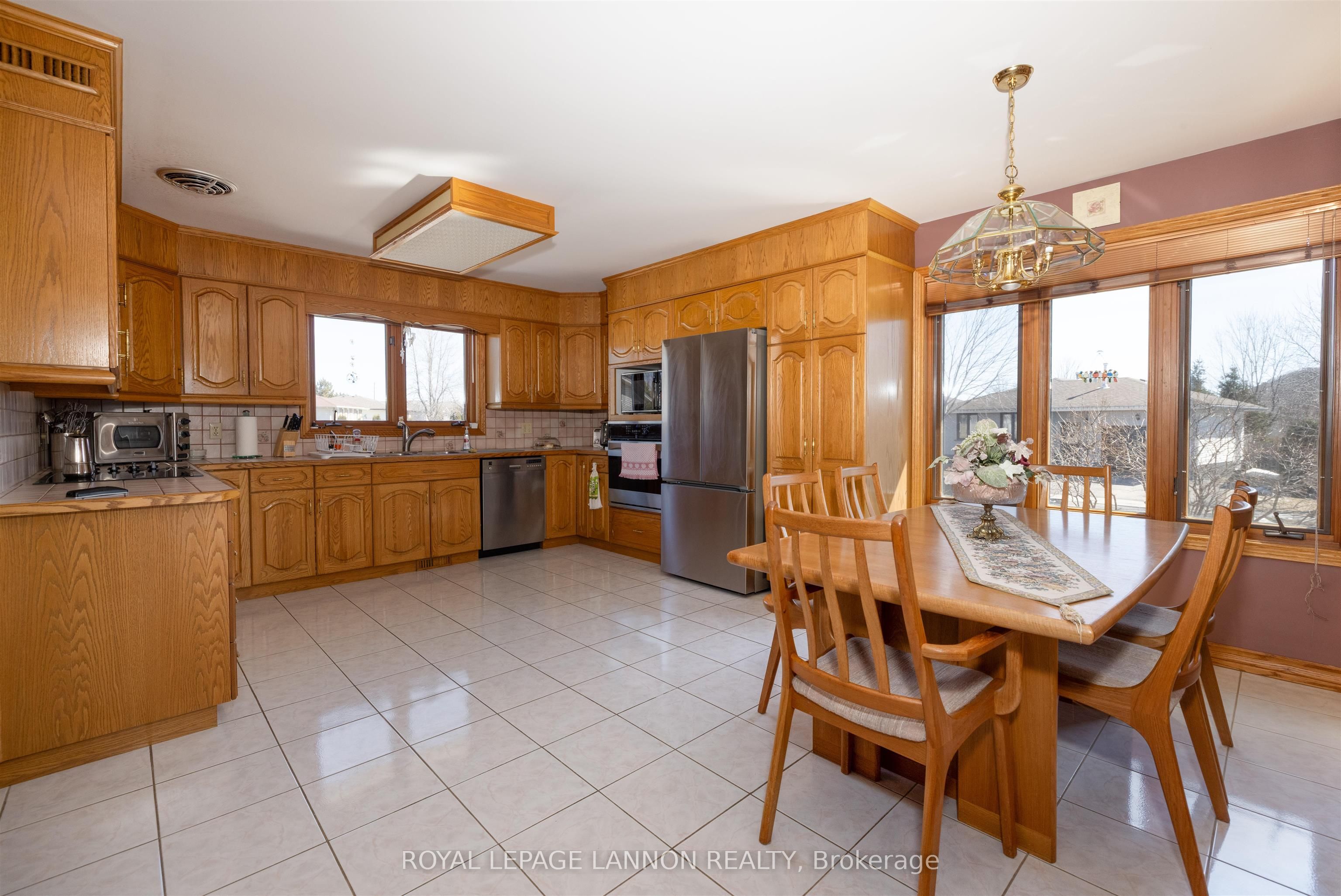 405 Riviera Drive, Thunder Bay, ON P7B 6K1 photo 4