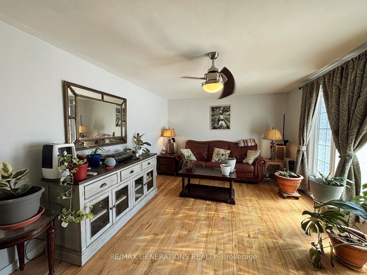7 Swallow Drive, Manitouwadge, ON P0T 2C0 photo 3