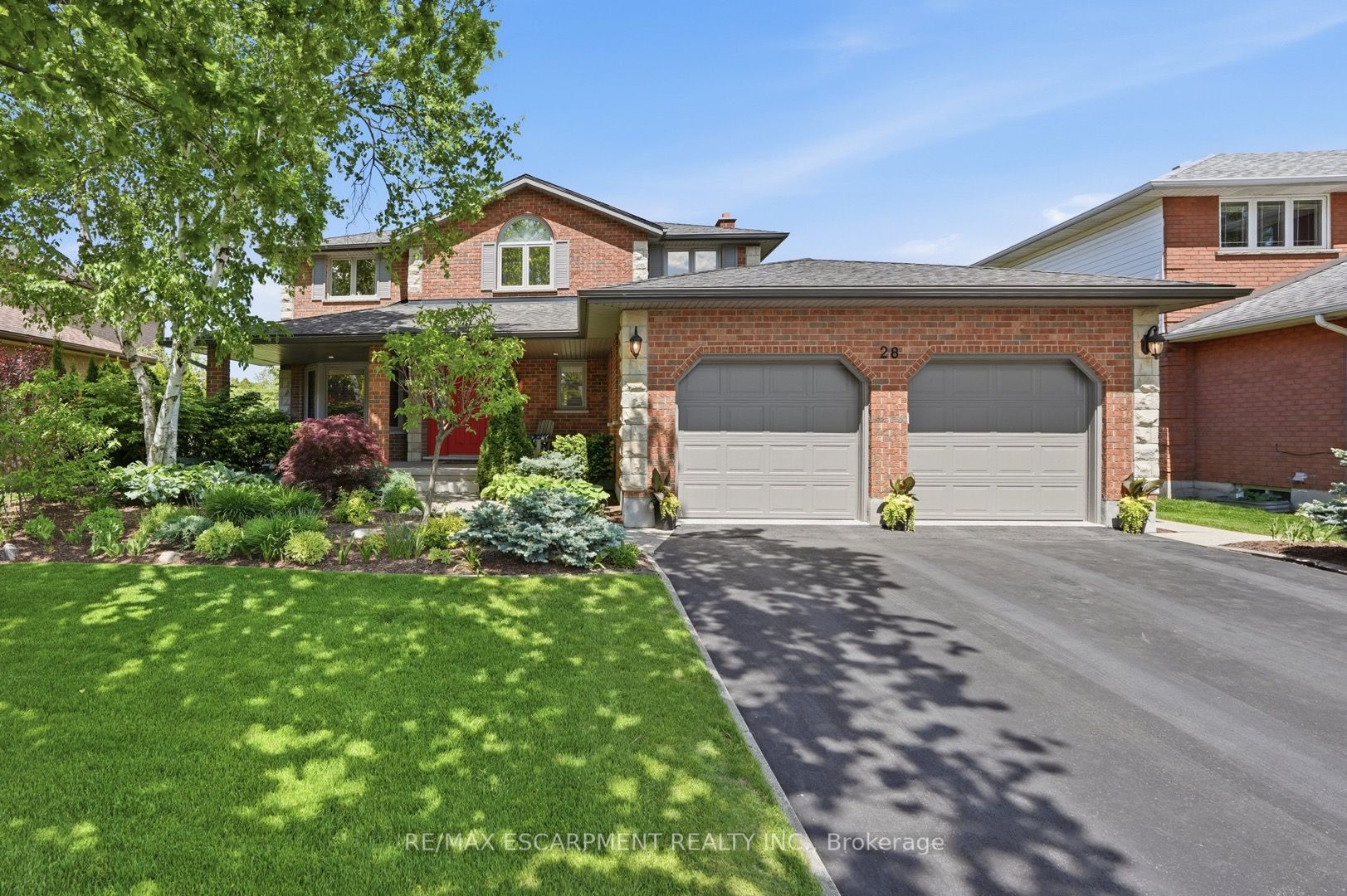28 BATHGATE Drive, Guelph, ON N1L 1A8
