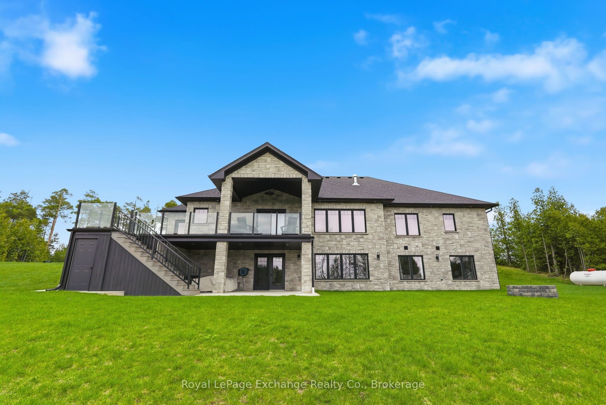 150 Louise Creek Crescent, West Grey, ON N0G 1S0 photo 4