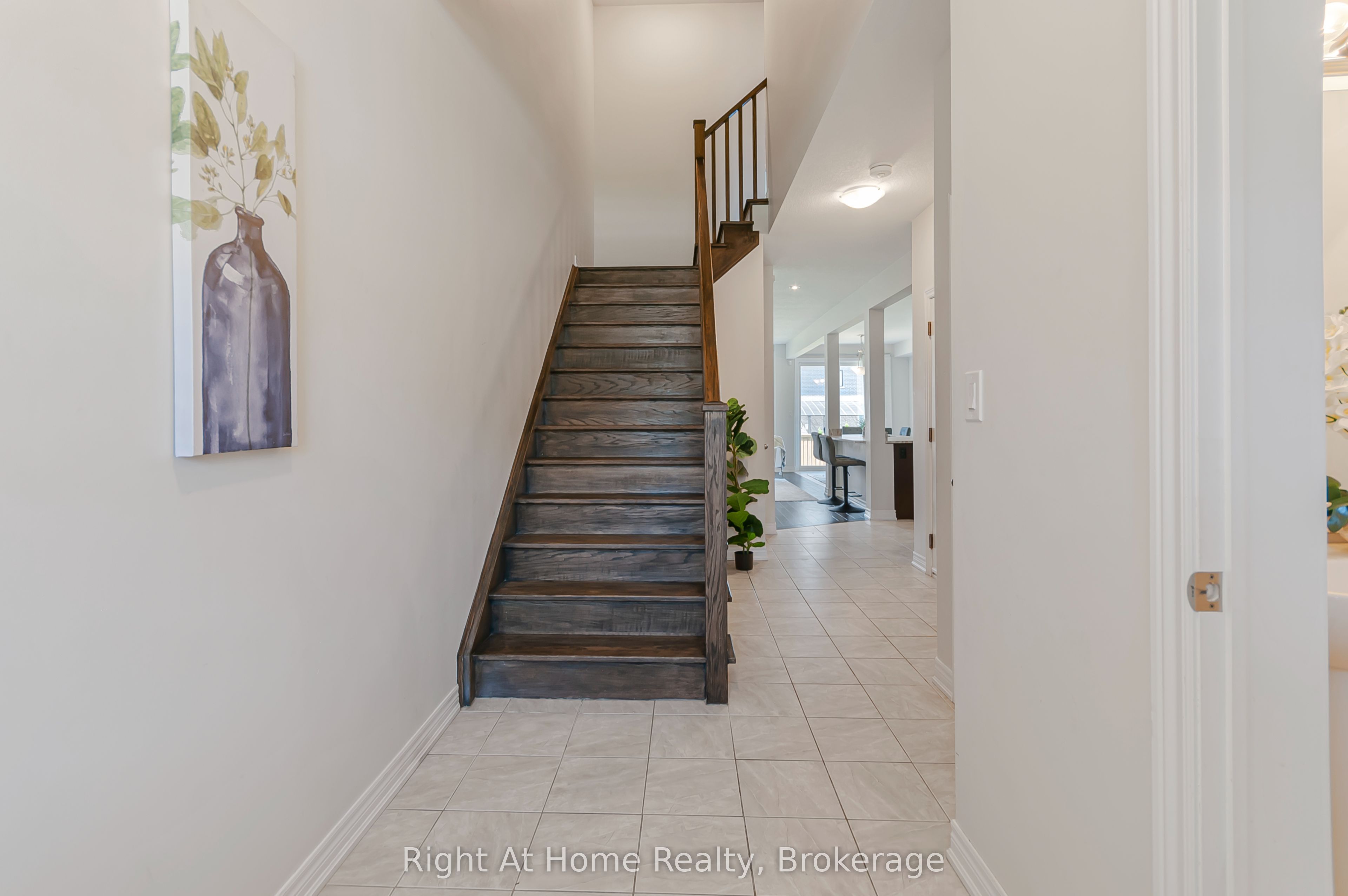 9 Callon Drive, Hamilton, ON L9K 0J8 photo 3