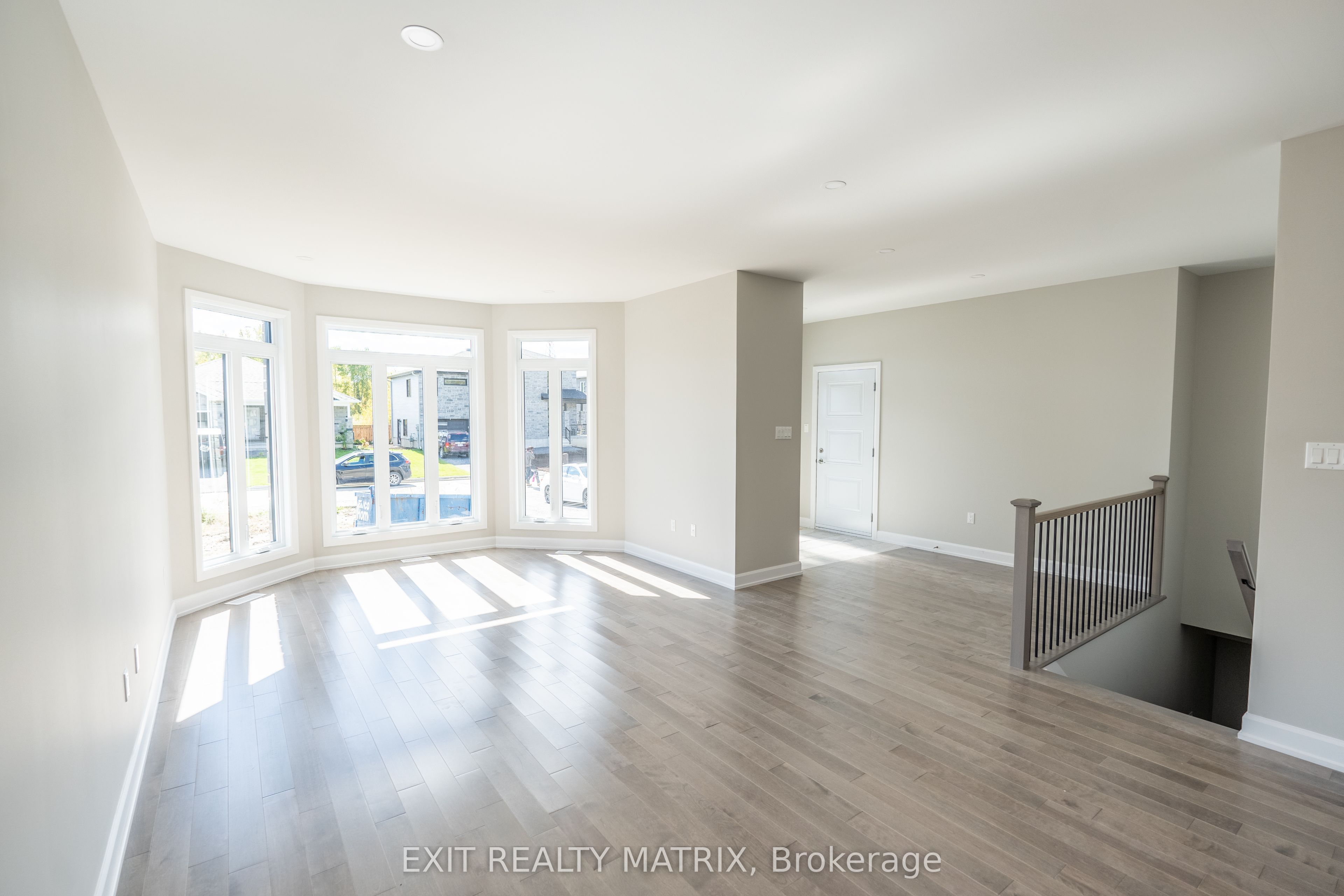 1412 Caroline Court, Cornwall, ON K6J 0C5 photo 3
