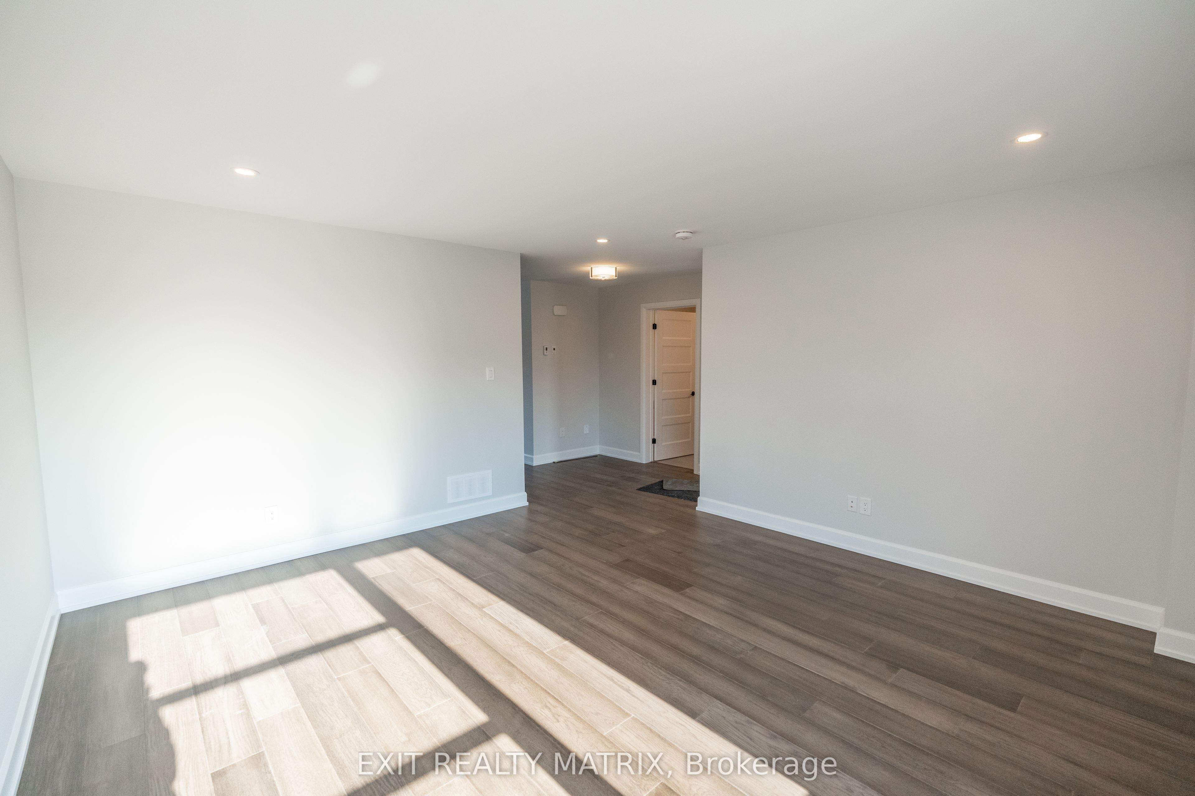 1416 Caroline Court, Cornwall, ON K6J 0C5 photo 5