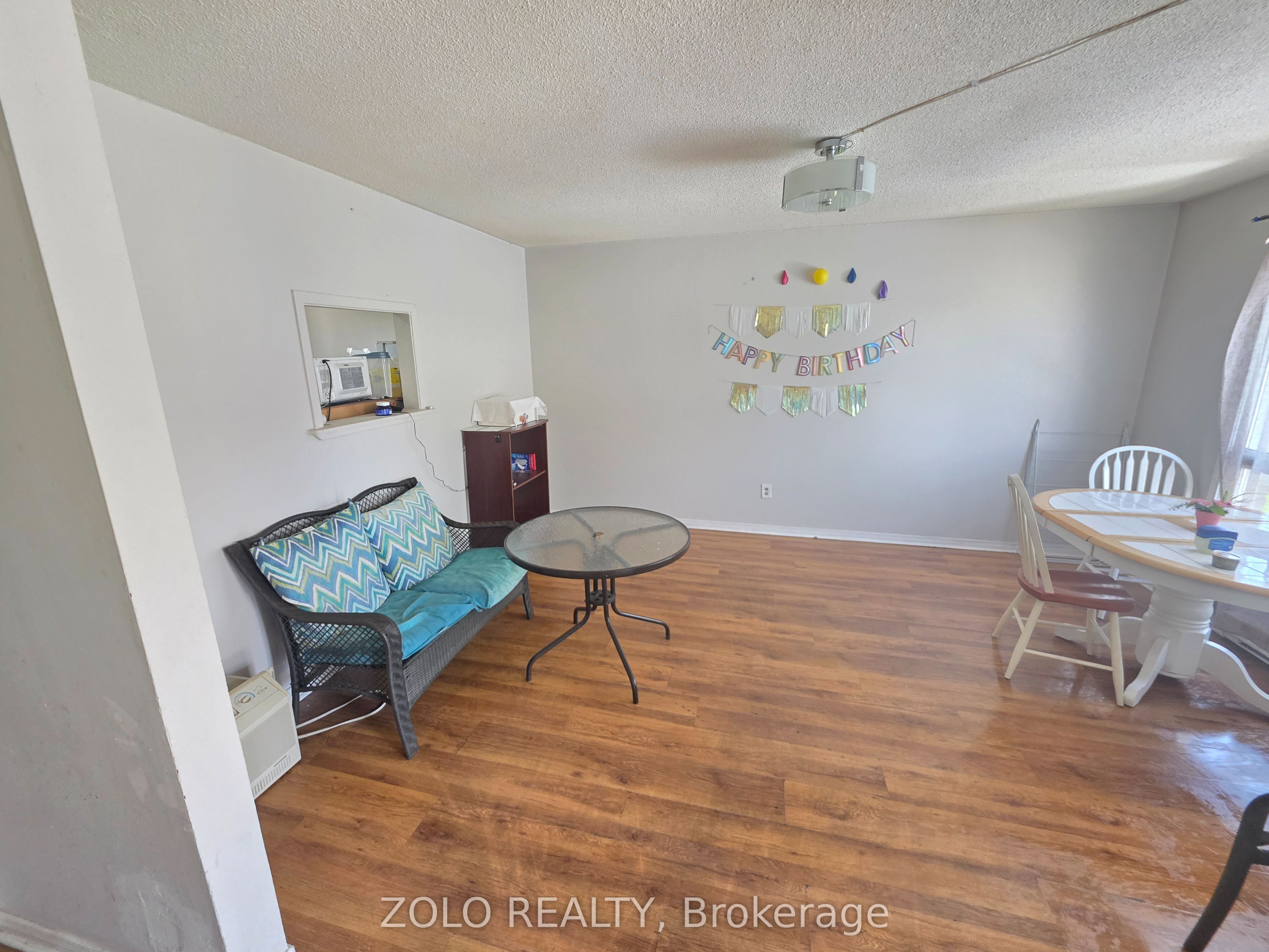 90 Rosemund Crescent 35, Kingston, ON K7M 6Z4 photo 4