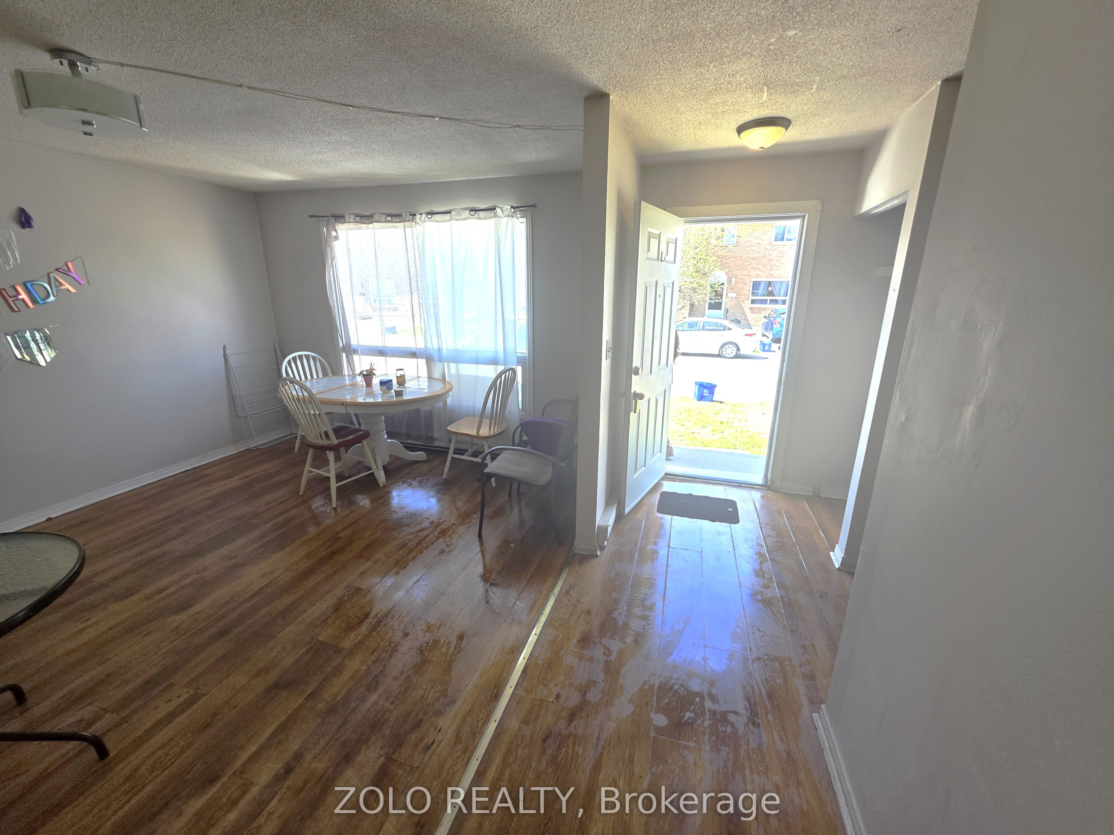 90 Rosemund Crescent 35, Kingston, ON K7M 6Z4 photo 5