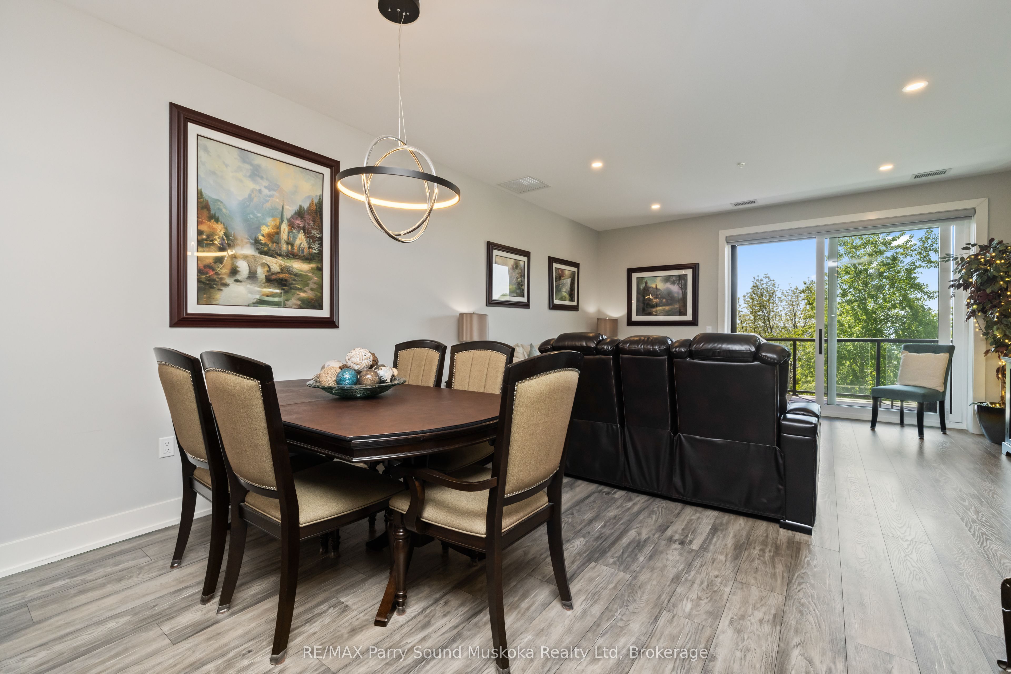 20 Salt Dock Road 105, Parry Sound, ON P2A 0E7 photo 4