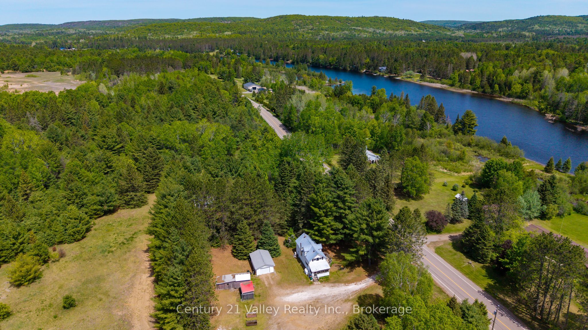 5835A Matawatchan Road, Greater Madawaska, ON K0J 1R0 photo 2