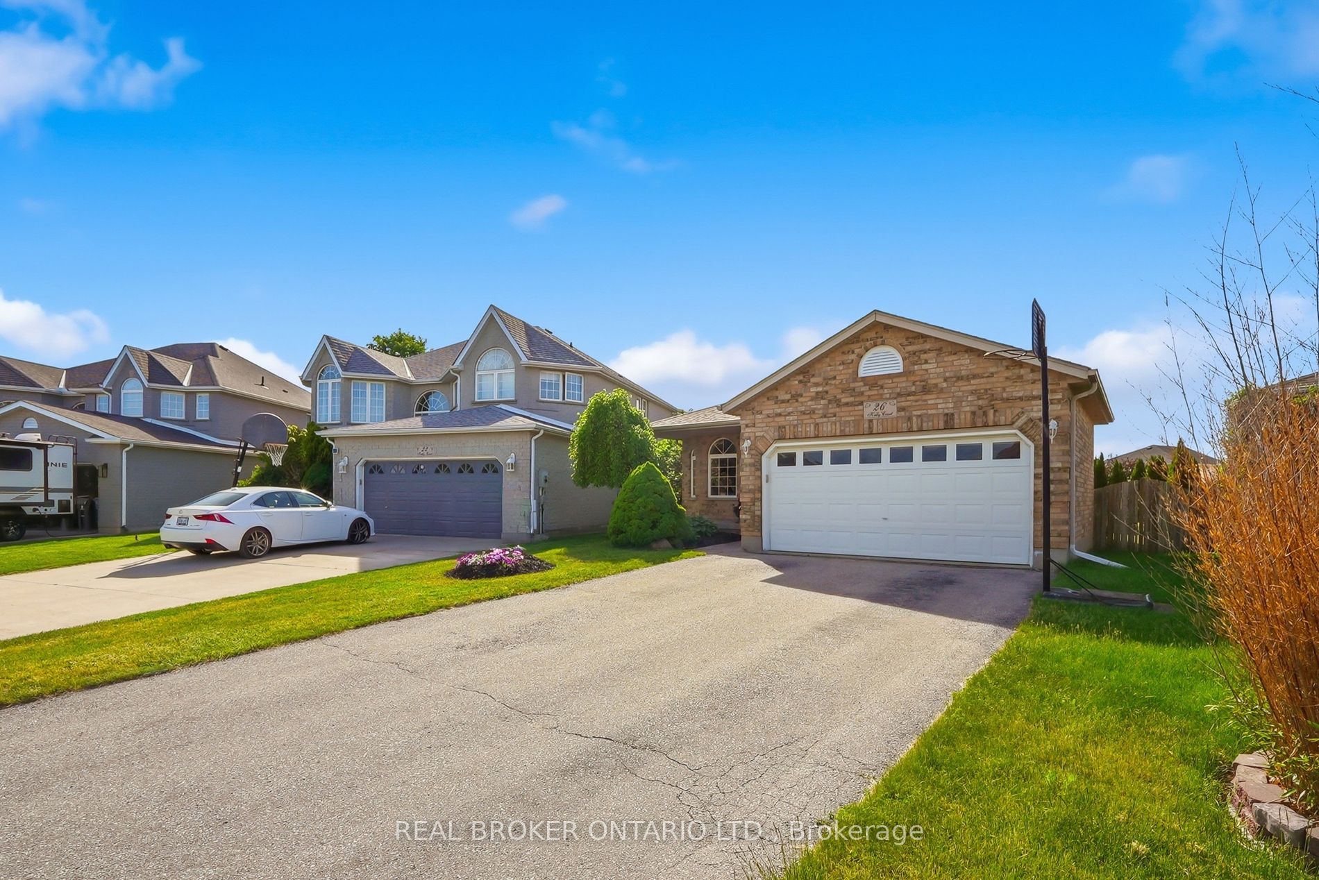 26 Kelly Court, Guelph, ON N1K 1W3 photo 3