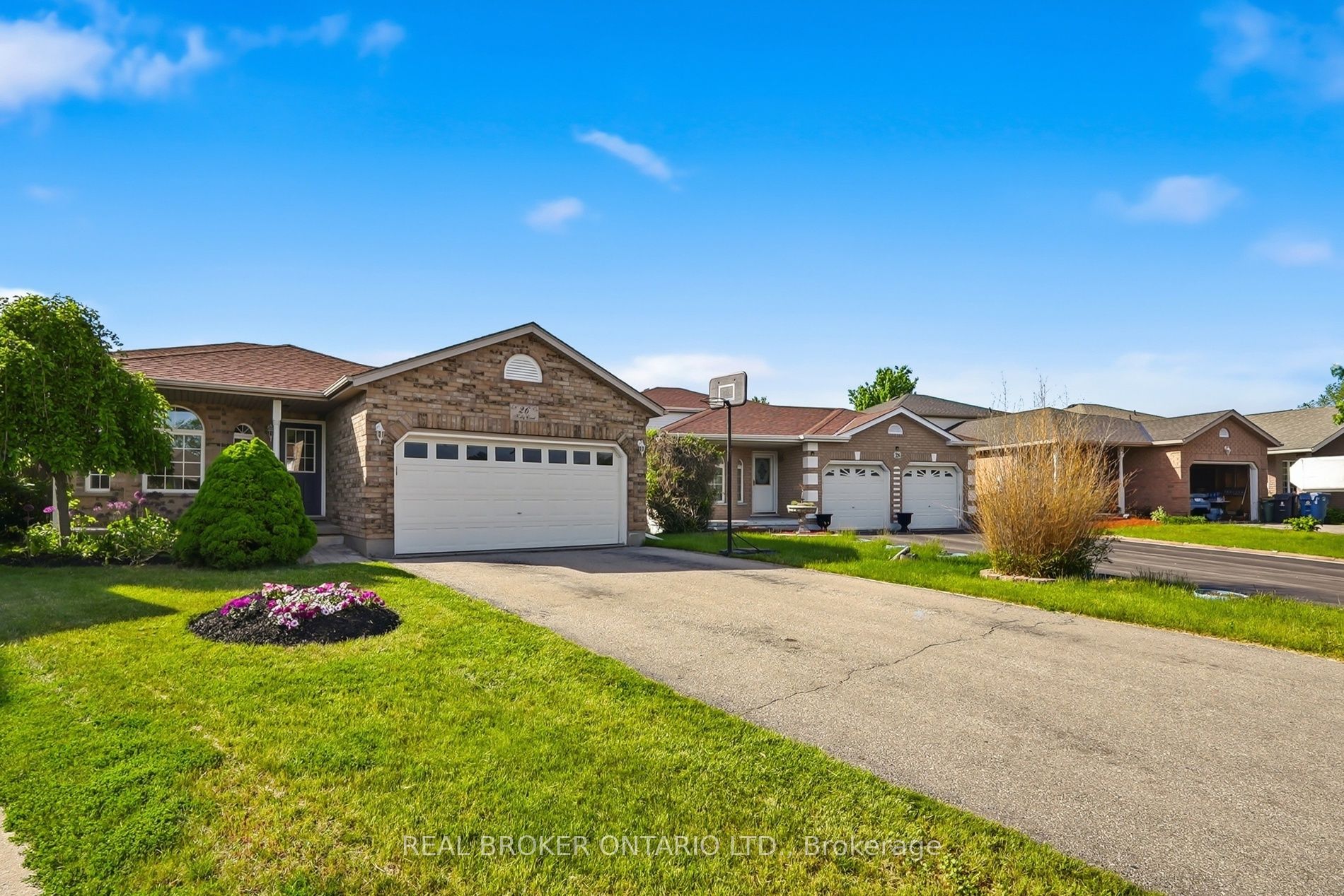 26 Kelly Court, Guelph, ON N1K 1W3 photo 4