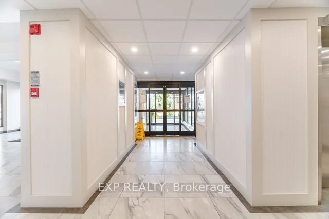 150 Charlton Avenue E 608, Hamilton, ON L8N 3X3 photo 3