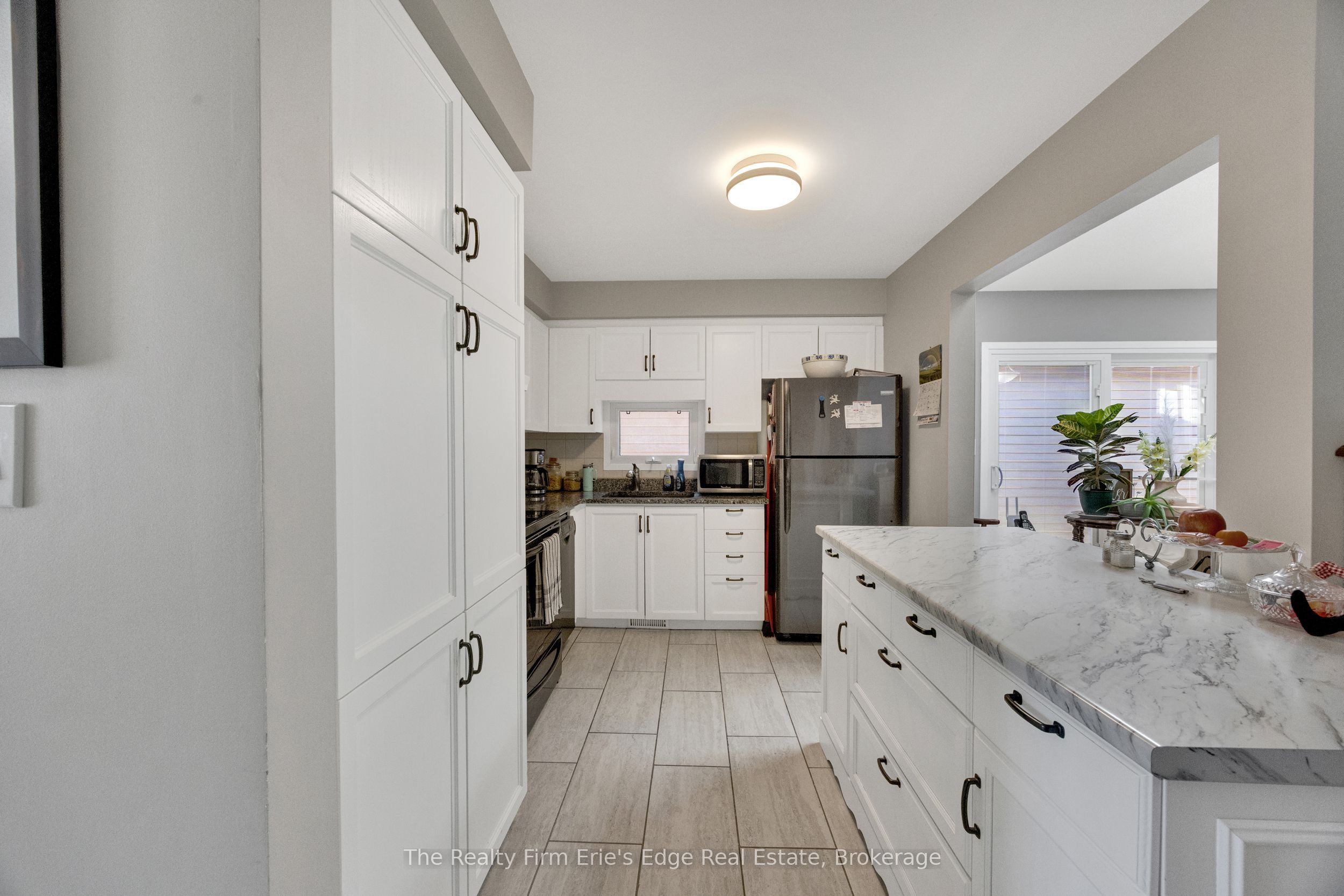16 Hawkins Crescent, Tillsonburg, ON N4G 5K7 photo 5