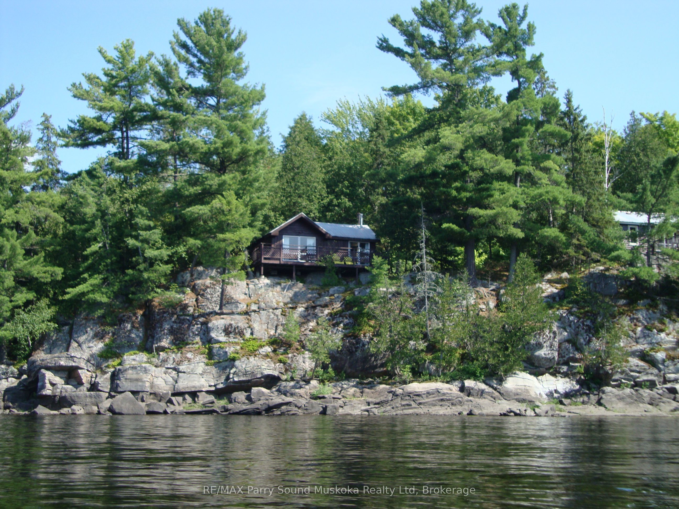 66E Pickerel River, Parry Sound Remote Area, ON P0G 1J0 photo 4