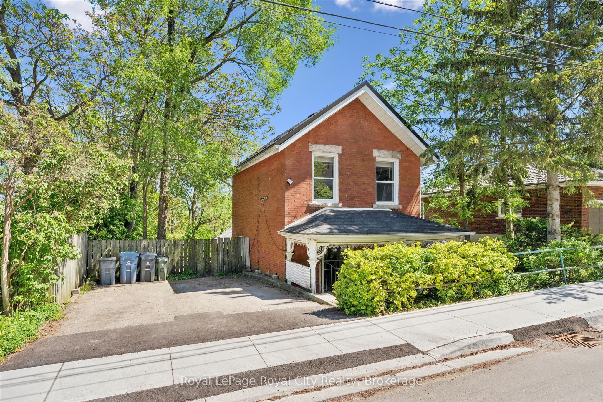 115 Grove Street, Guelph, ON N1E 2W8 photo 3