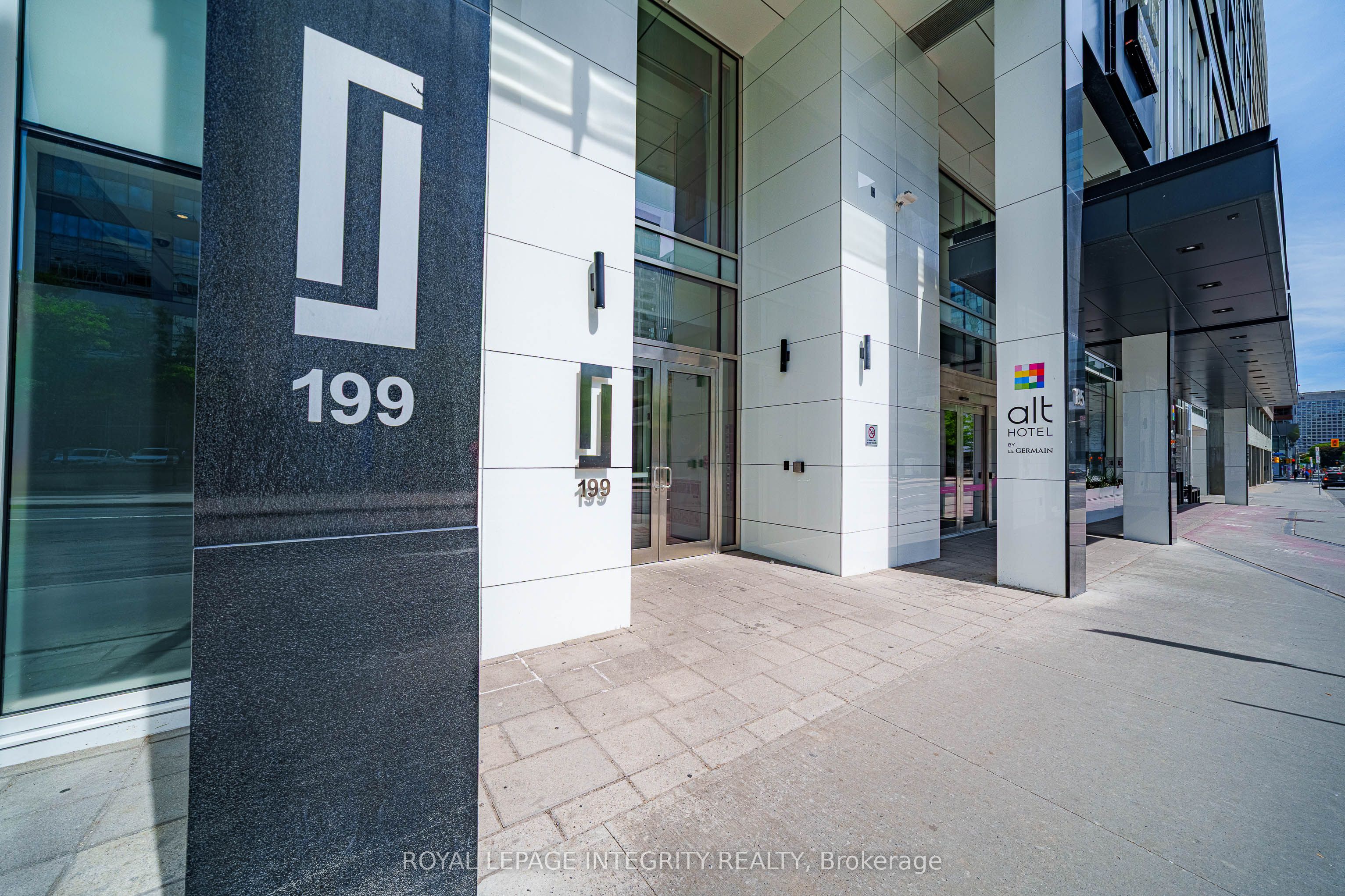 199 SLATER Street 2205, Ottawa Centre, ON K1P 0C8 photo 3