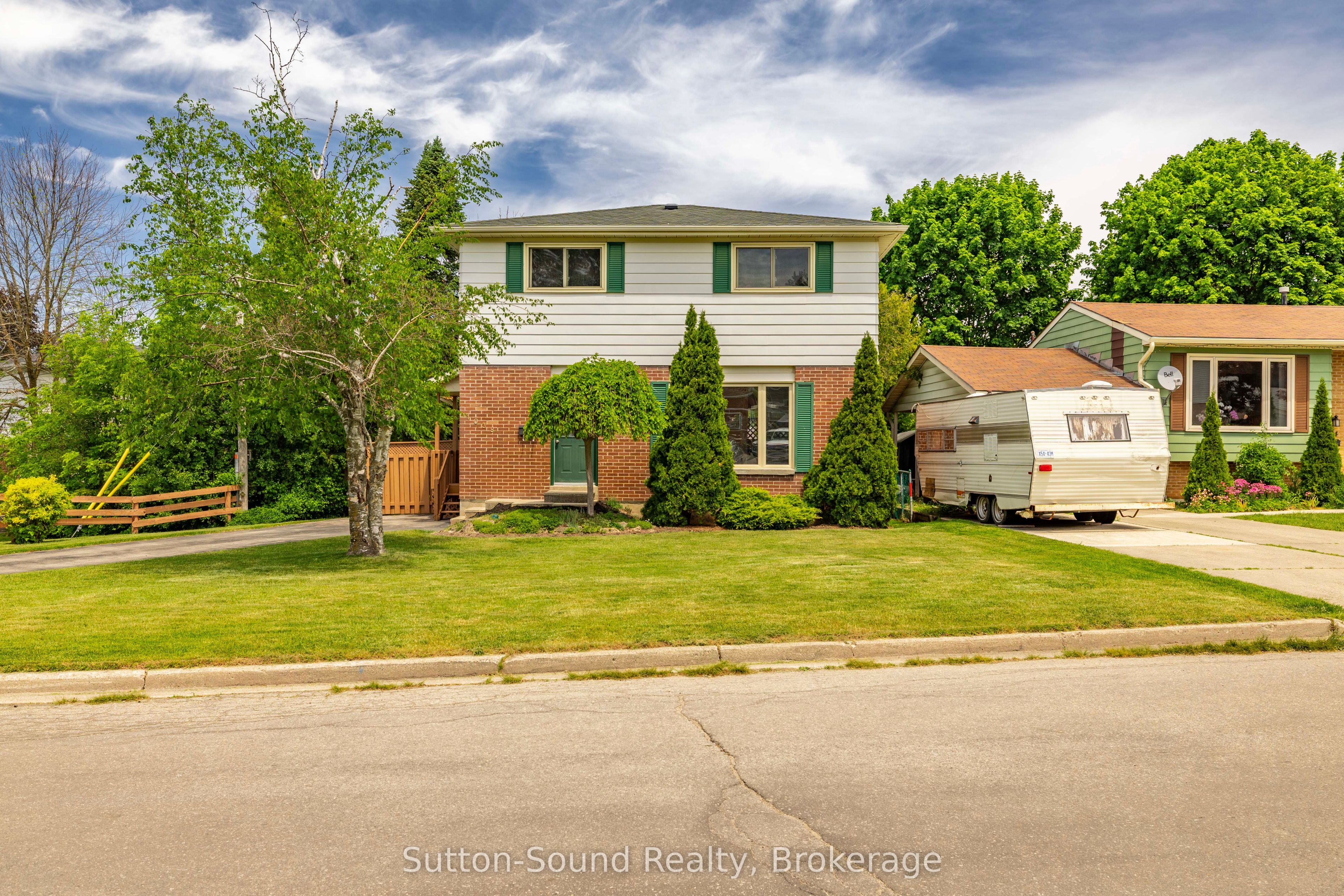 1038 11th Street E, Owen Sound, ON N4K 5V6