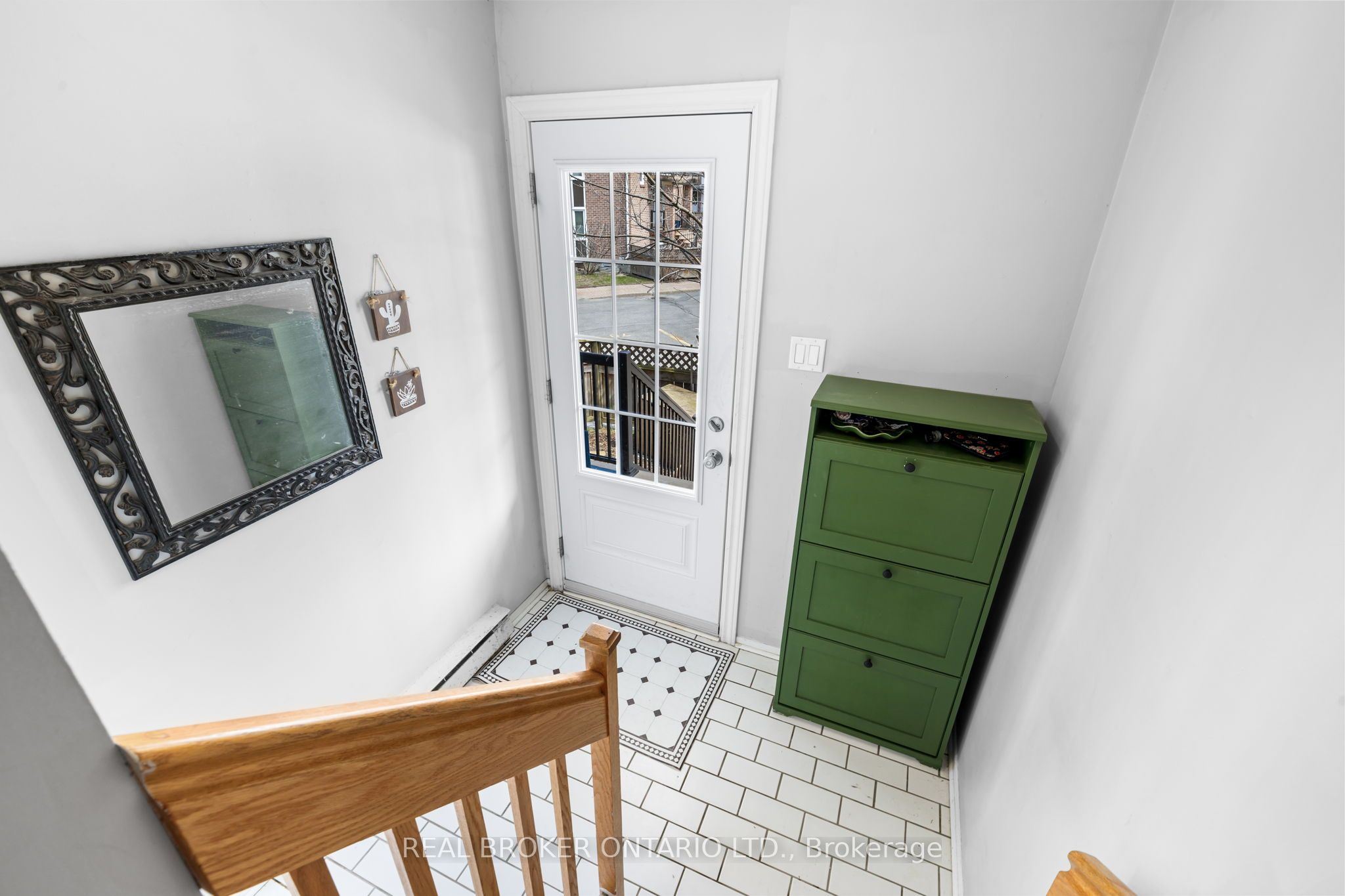 7 Timberview Way 3, Bells Corners and South to Fallowfield, ON K2H 9M5 photo 5