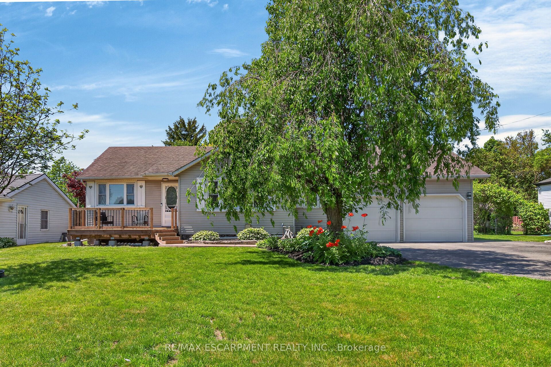 10 Elm Street, Norfolk, ON N3Y 3B3 photo 3