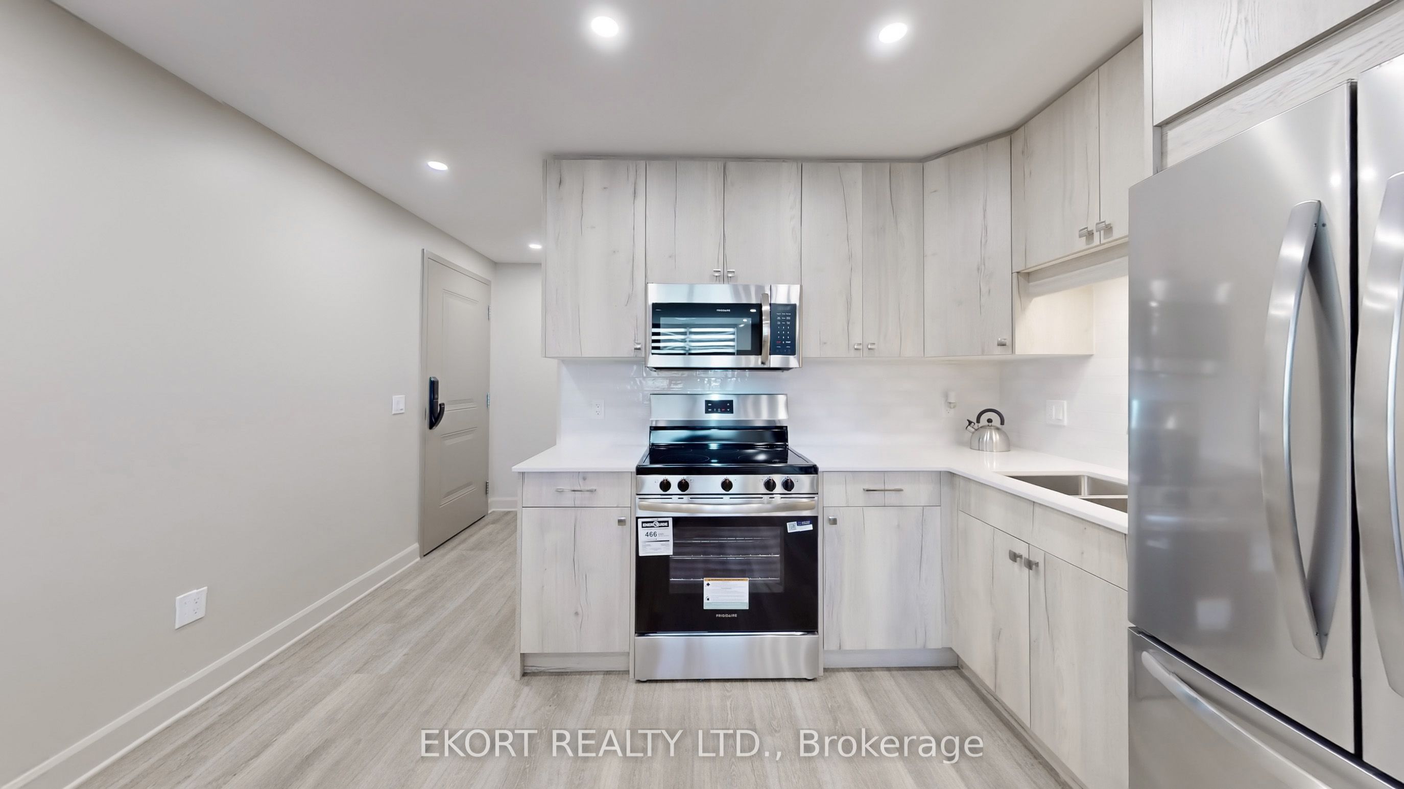 156A Wims Way 203, Belleville, ON K8N 0H9 photo 3