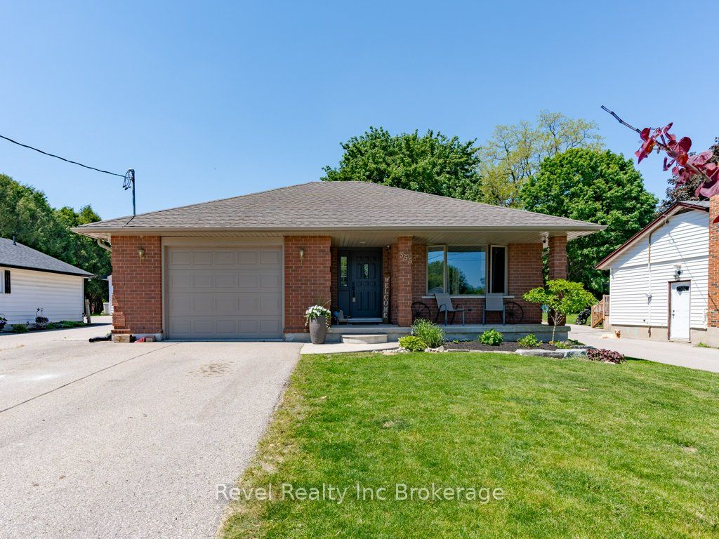 355 Oxford Avenue, Ingersoll, ON N5C 3H5 photo 2