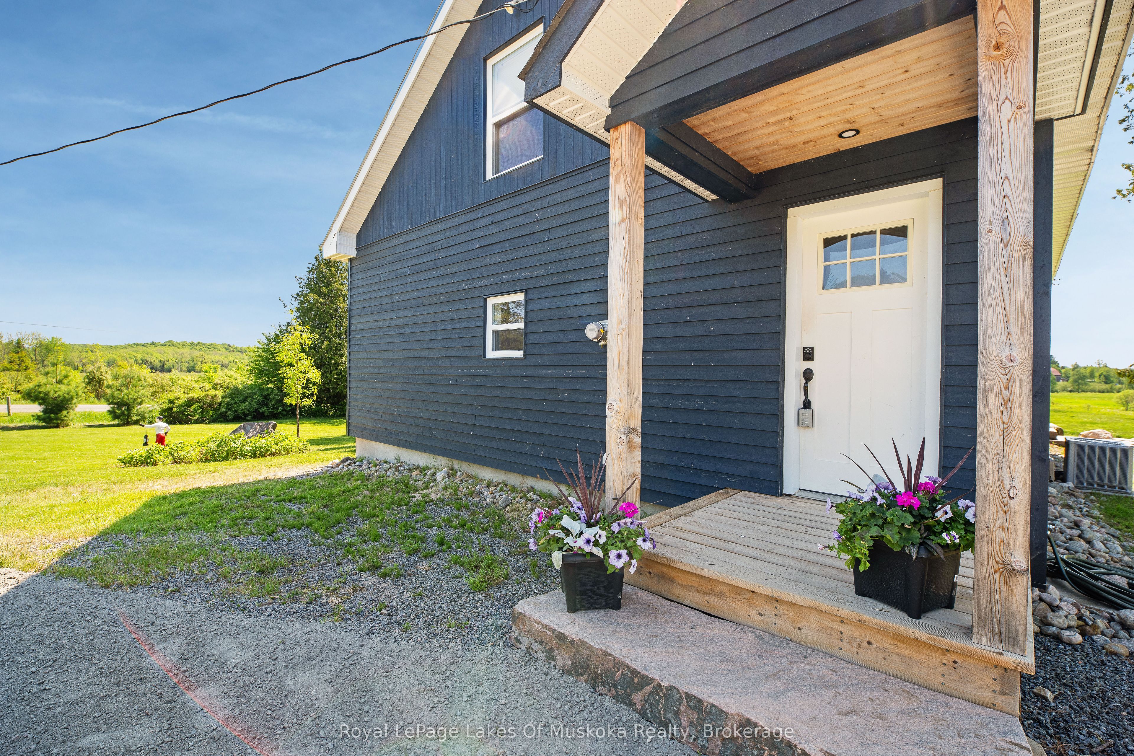 2565 South Horn Lk Road, Magnetawan, ON P0A 1C0 photo 4