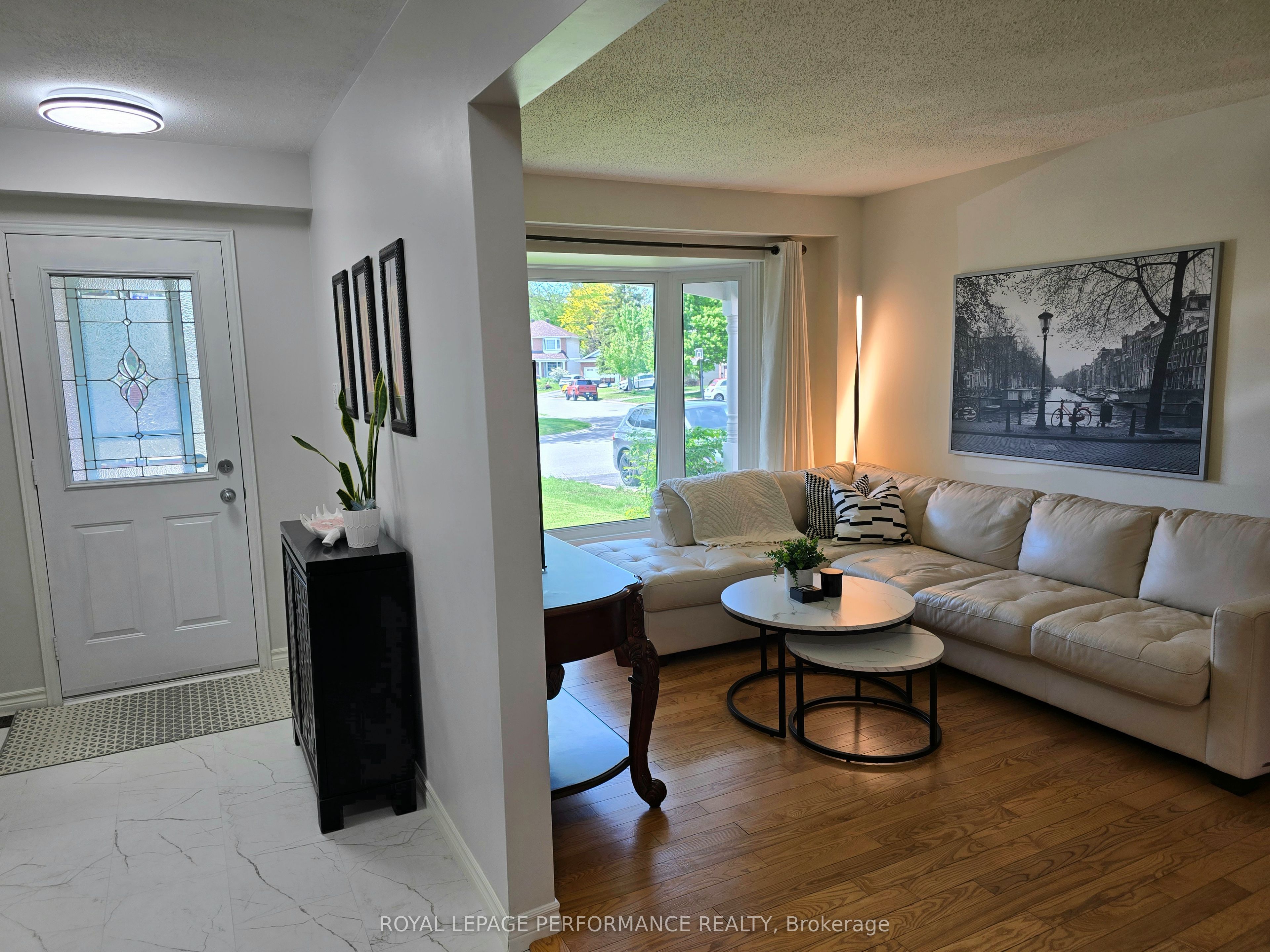 61 Hawley Crescent, Kanata, ON K2M 1T4 photo 3