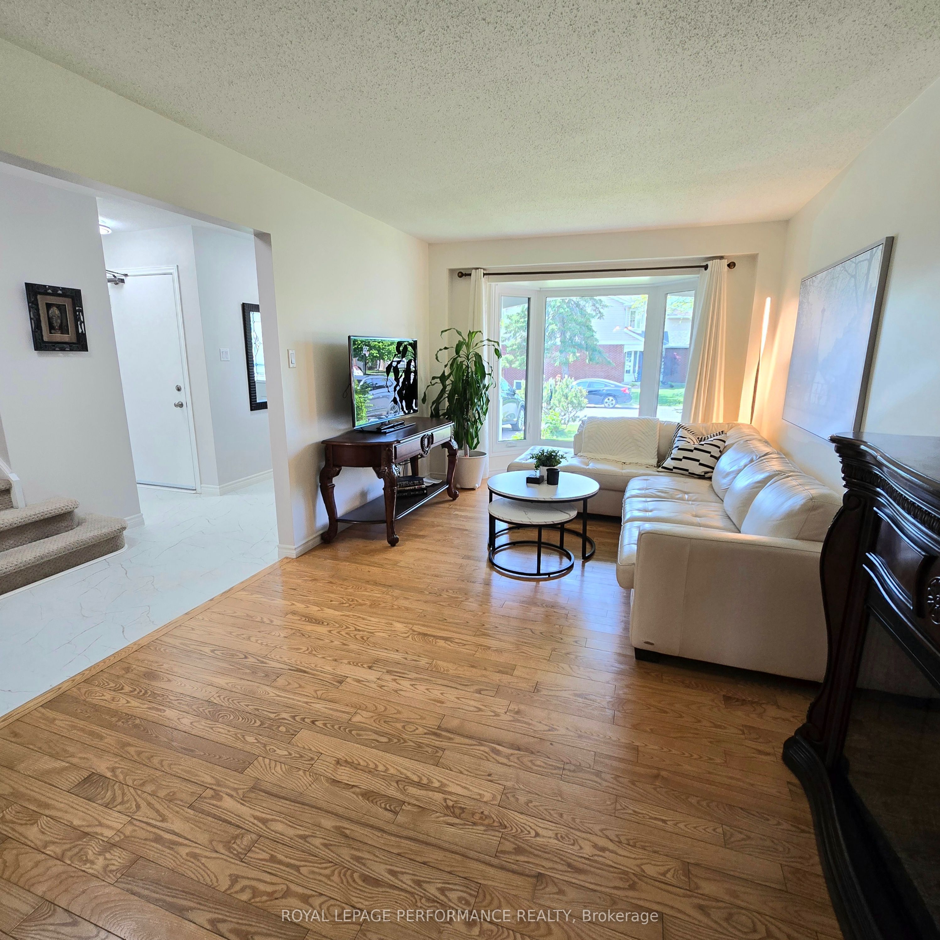 61 Hawley Crescent, Kanata, ON K2M 1T4 photo 4