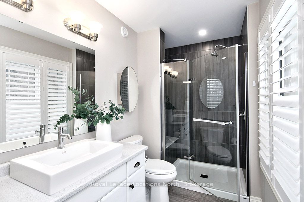 17 Elgin Street S, Blue Mountains, ON N0H 2P0 photo 3