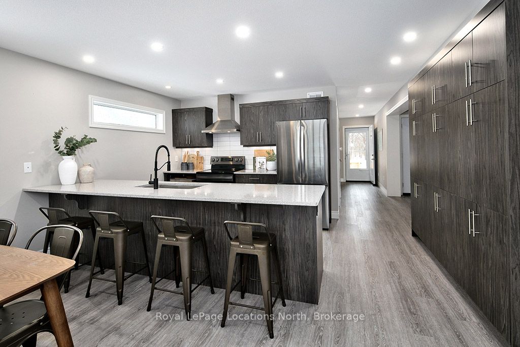17 Elgin Street S, Blue Mountains, ON N0H 2P0 photo 5