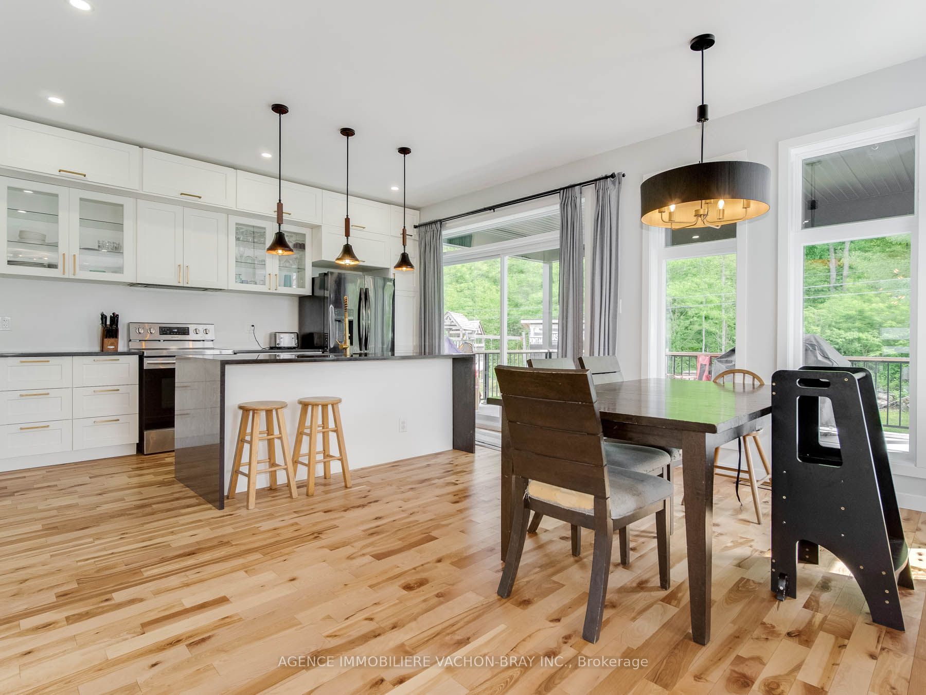 3814 Lakeside Drive, South Glengarry, ON K0C 1Z0 photo 2