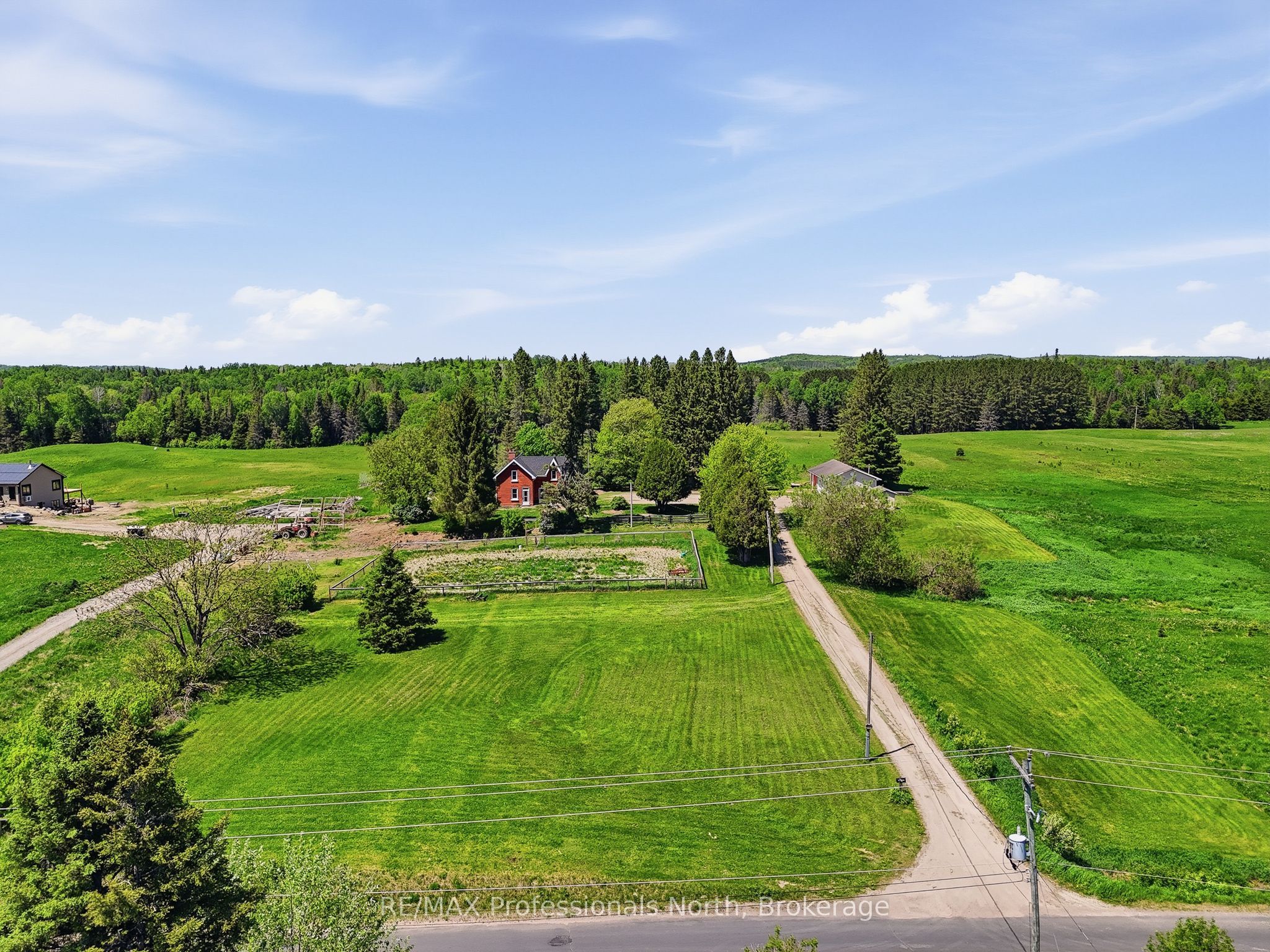 230 Pickerel & Jack Lake Road, Armour, ON P0A 1C0 photo 2