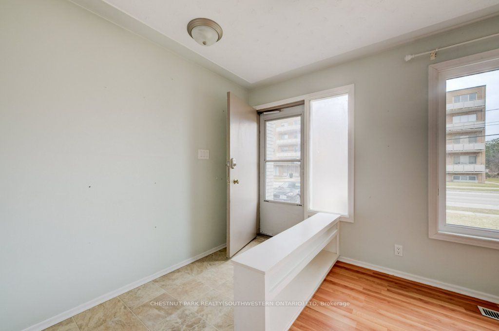 151 Franklin Street N, Kitchener, ON N2A 1Y3 photo 3