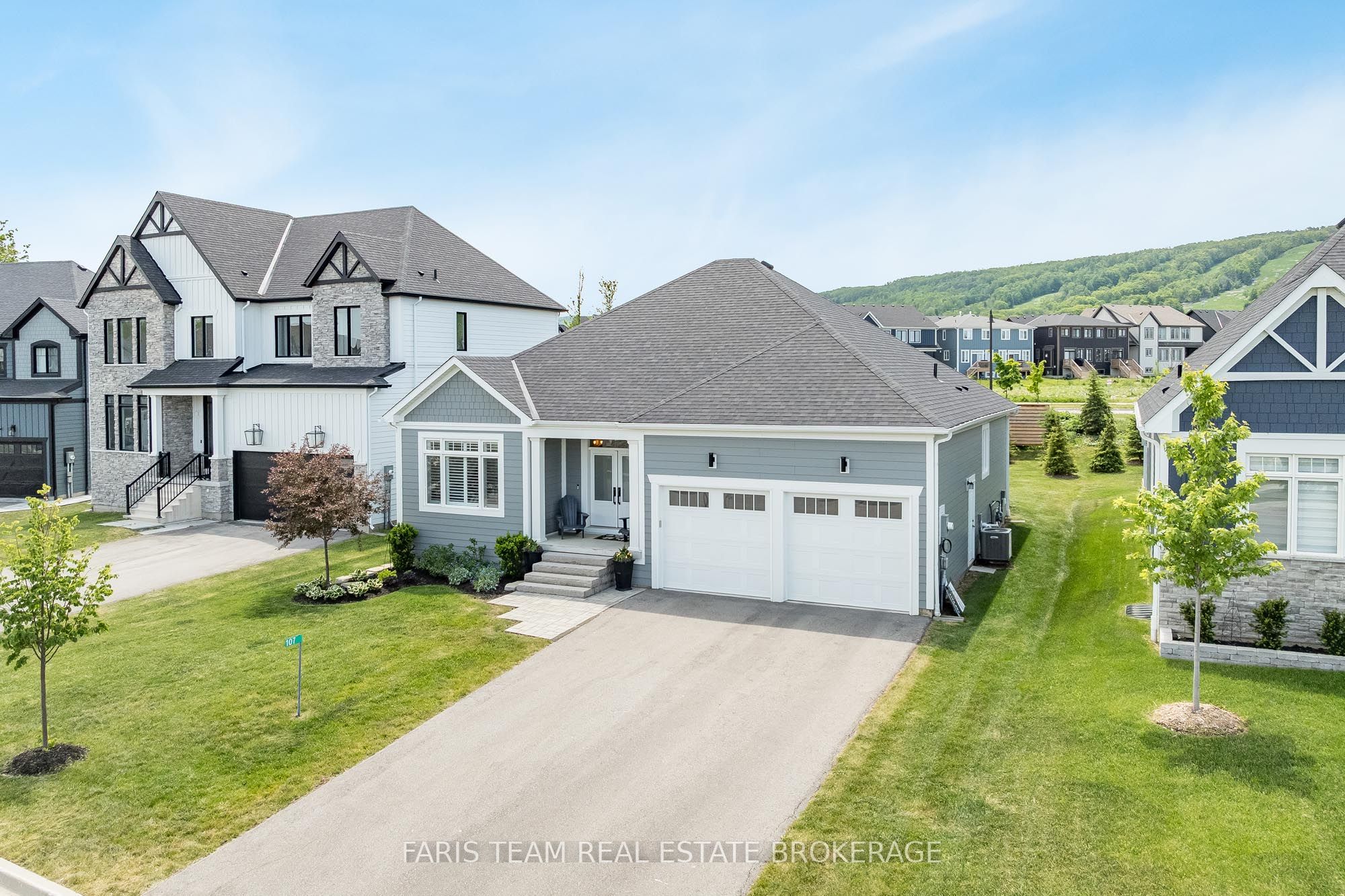 107 Stillwater Crescent, Blue Mountains, ON L9Y 4P5 photo 2