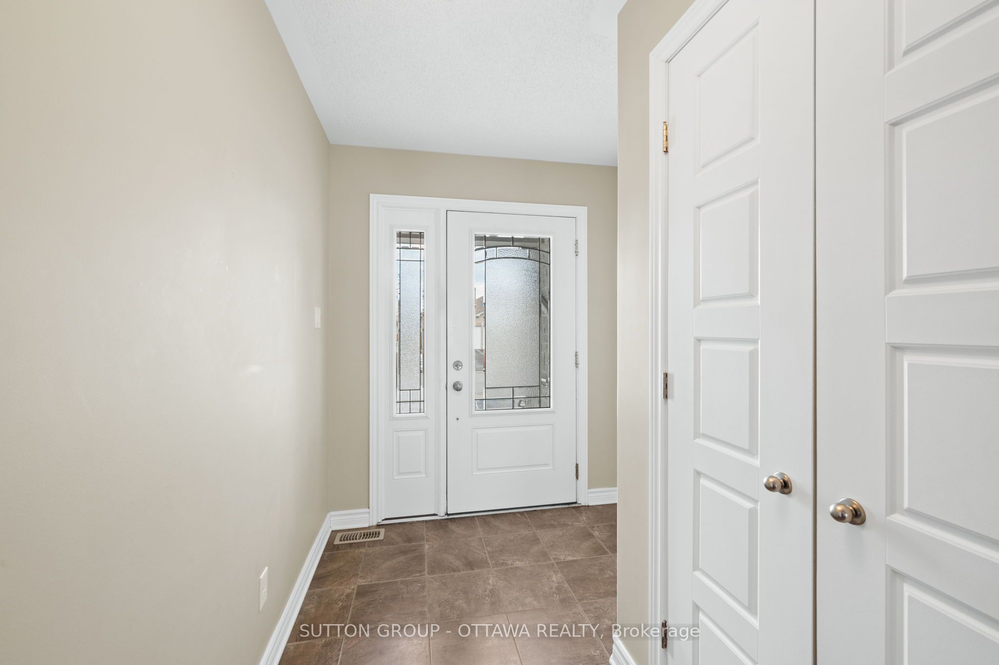 458 Van Dusen Street, Mississippi Mills, ON K0A 1A0 photo 4