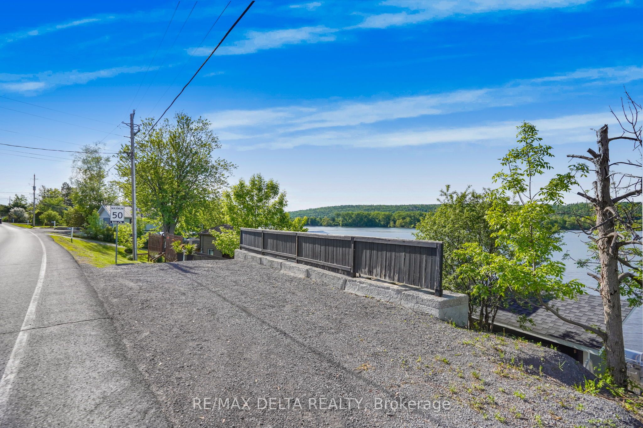 162 Front Road W, Champlain, ON K0B 1K0 photo 4