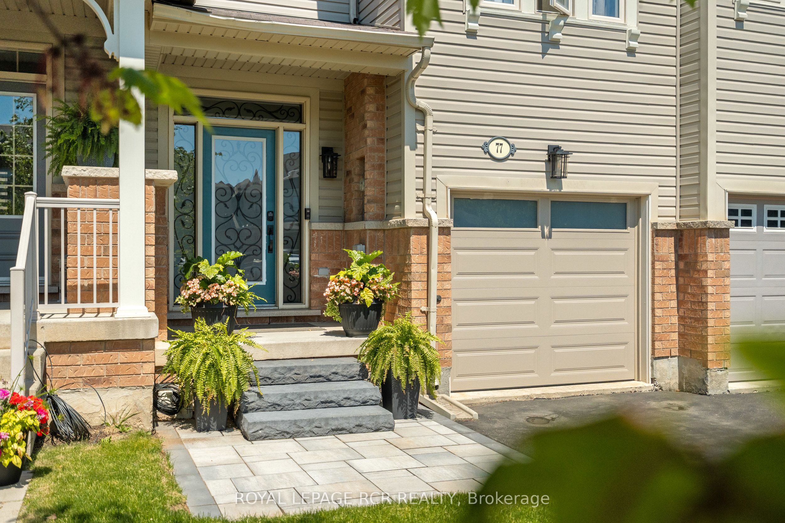 77 Cathedral Court, Hamilton, ON L8B 0S1 photo 3
