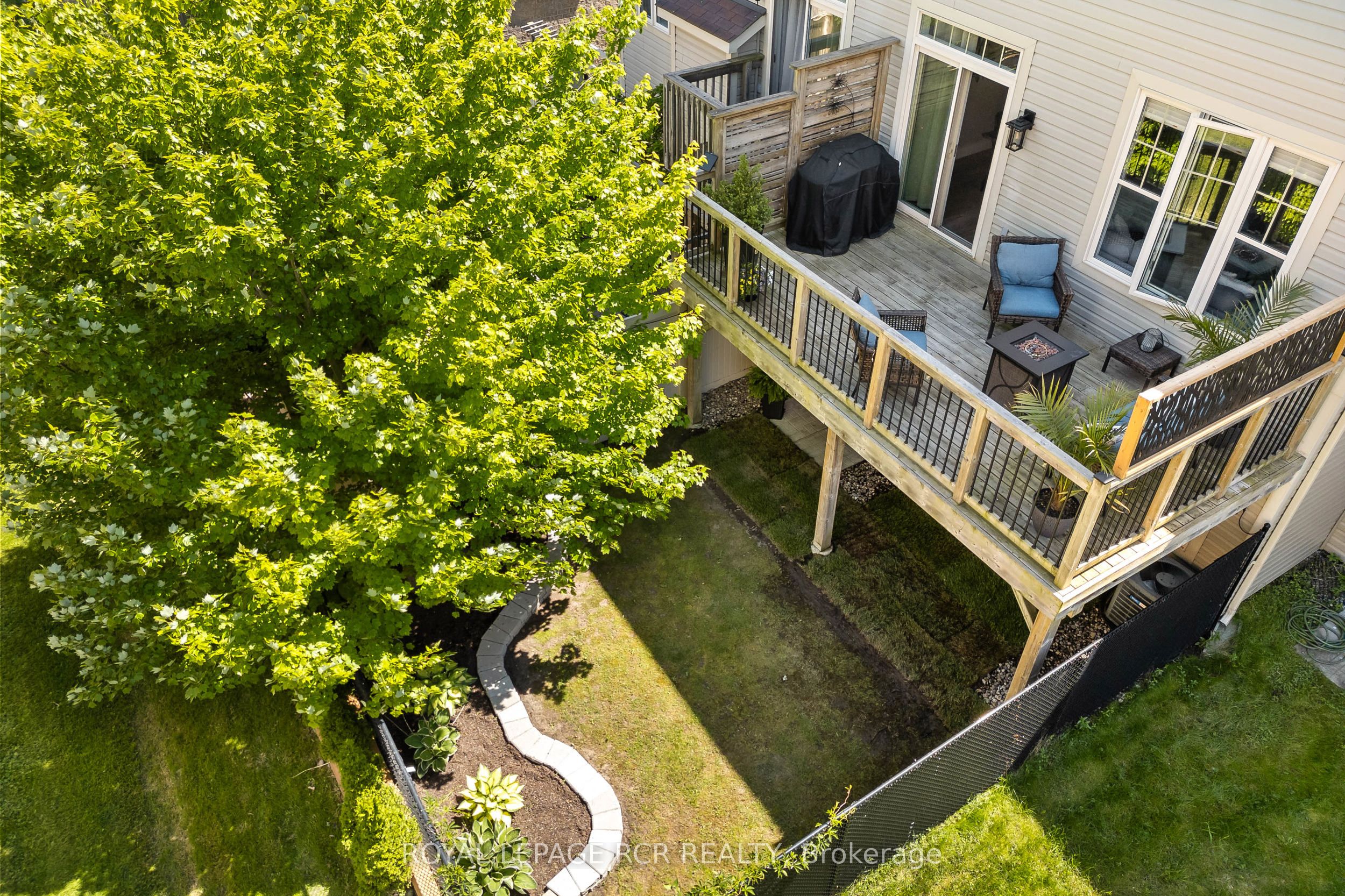 77 Cathedral Court, Hamilton, ON L8B 0S1 photo 4