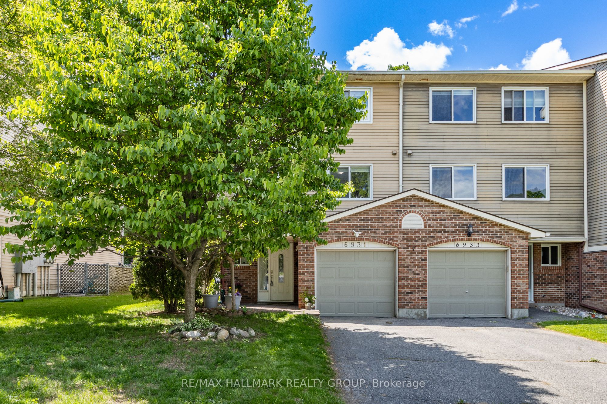 6931 Du Bois Avenue, Orleans - Convent Glen and Area, ON K1C 5L4