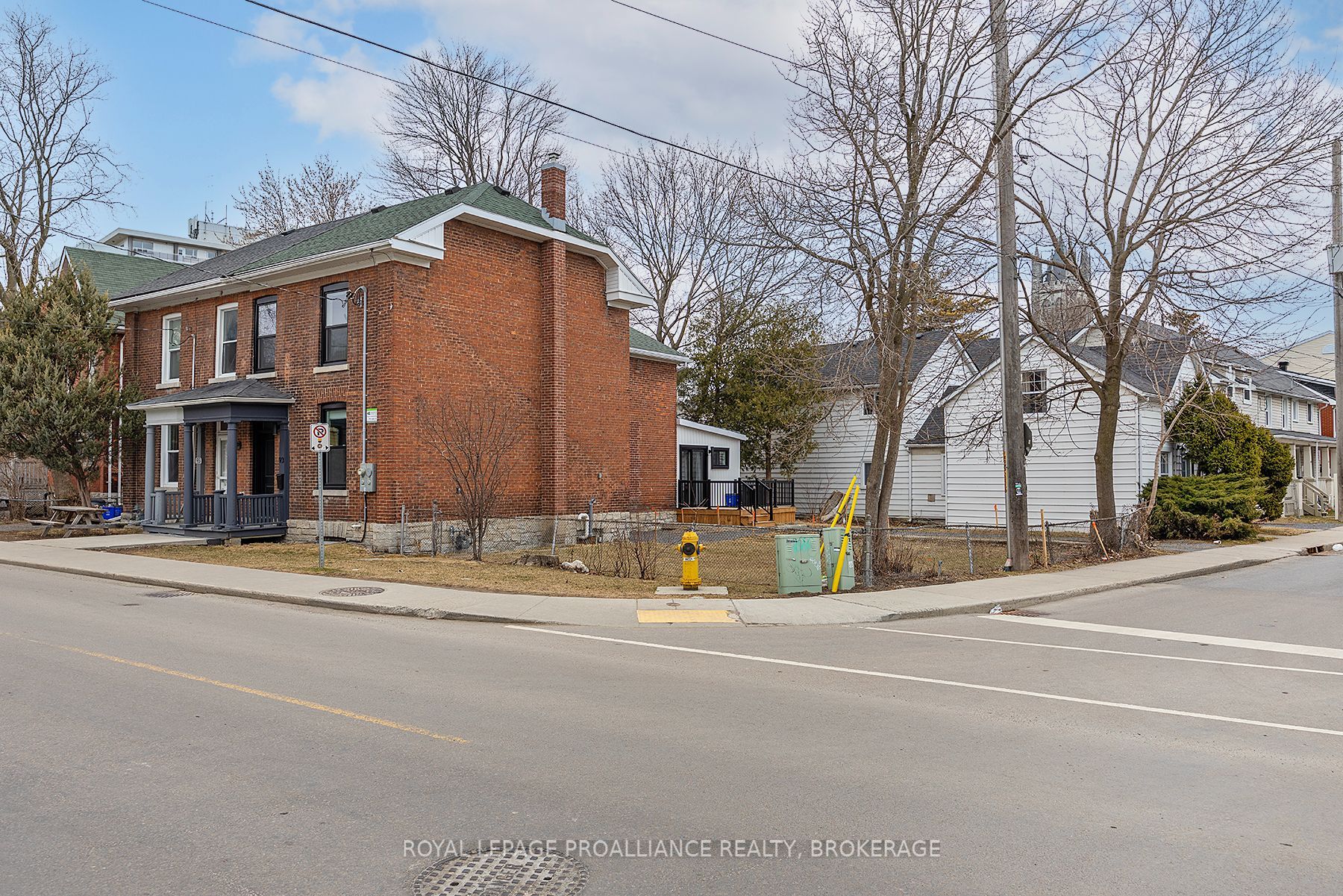 93 Division Street, Kingston, ON K7L 3M2 photo 3