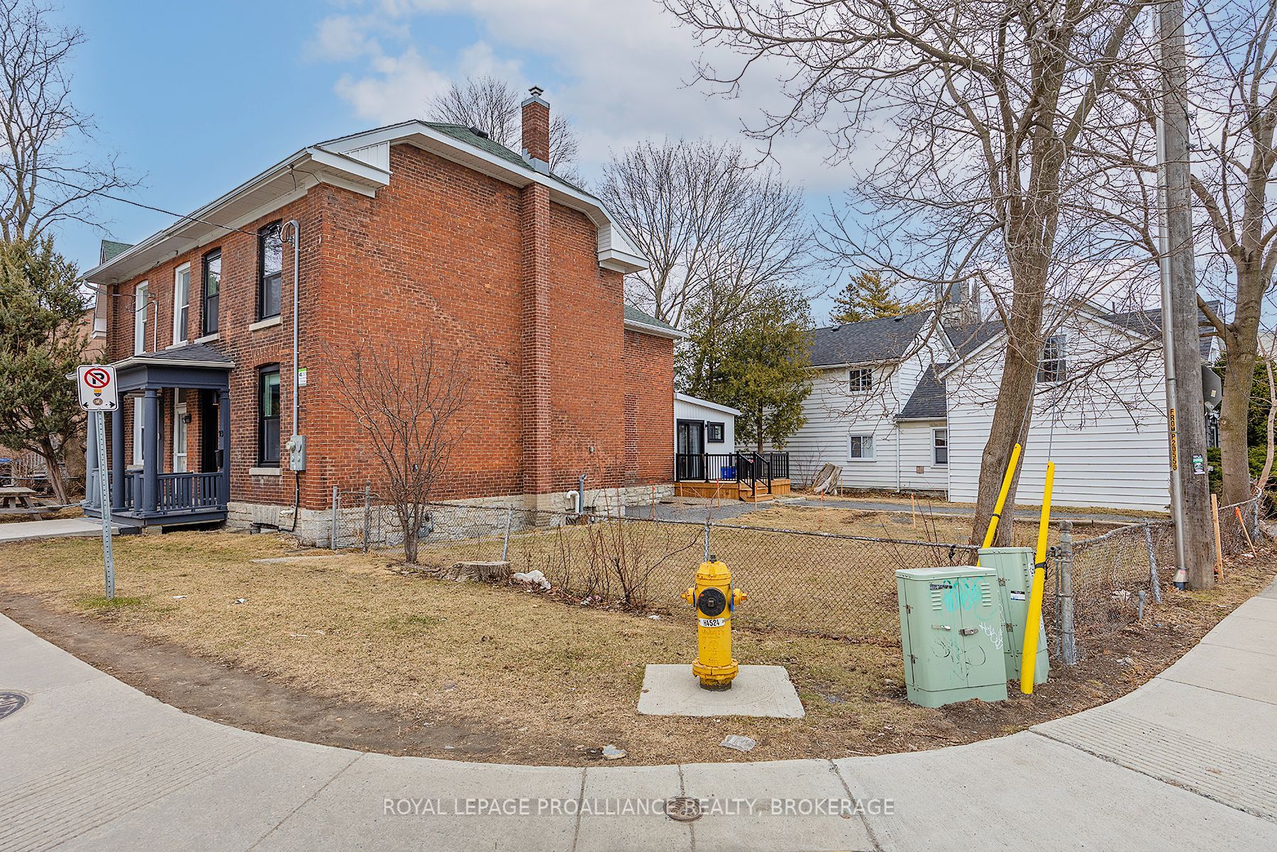 93 Division Street, Kingston, ON K7L 3M2 photo 4