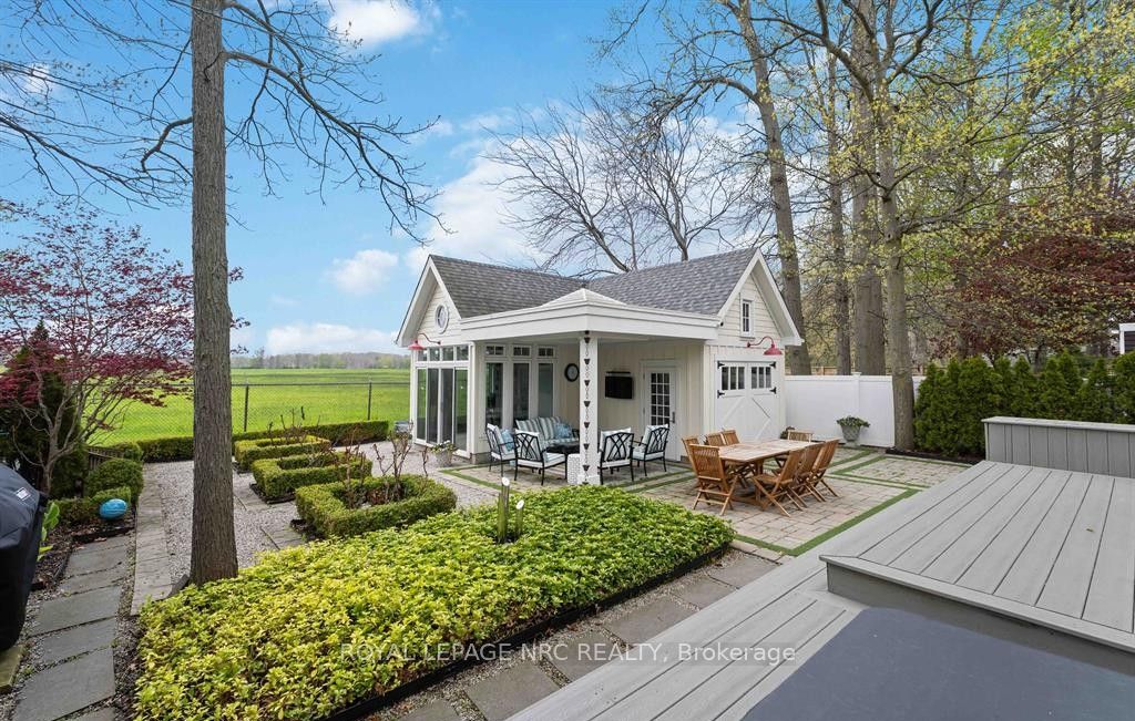 20 Shakespeare Avenue, Niagara-on-the-Lake, ON L0S 1J0 photo 3
