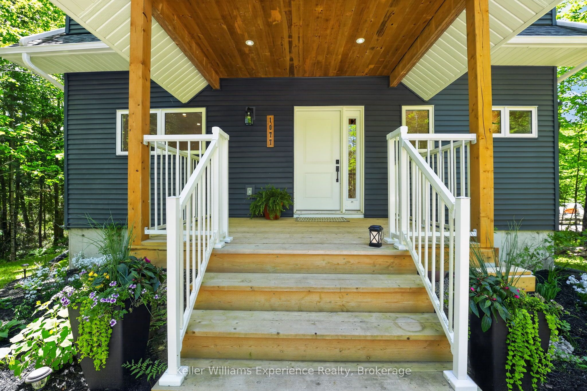 1077 Holiday Park Drive, Bracebridge, ON P1L 1W9 photo 4