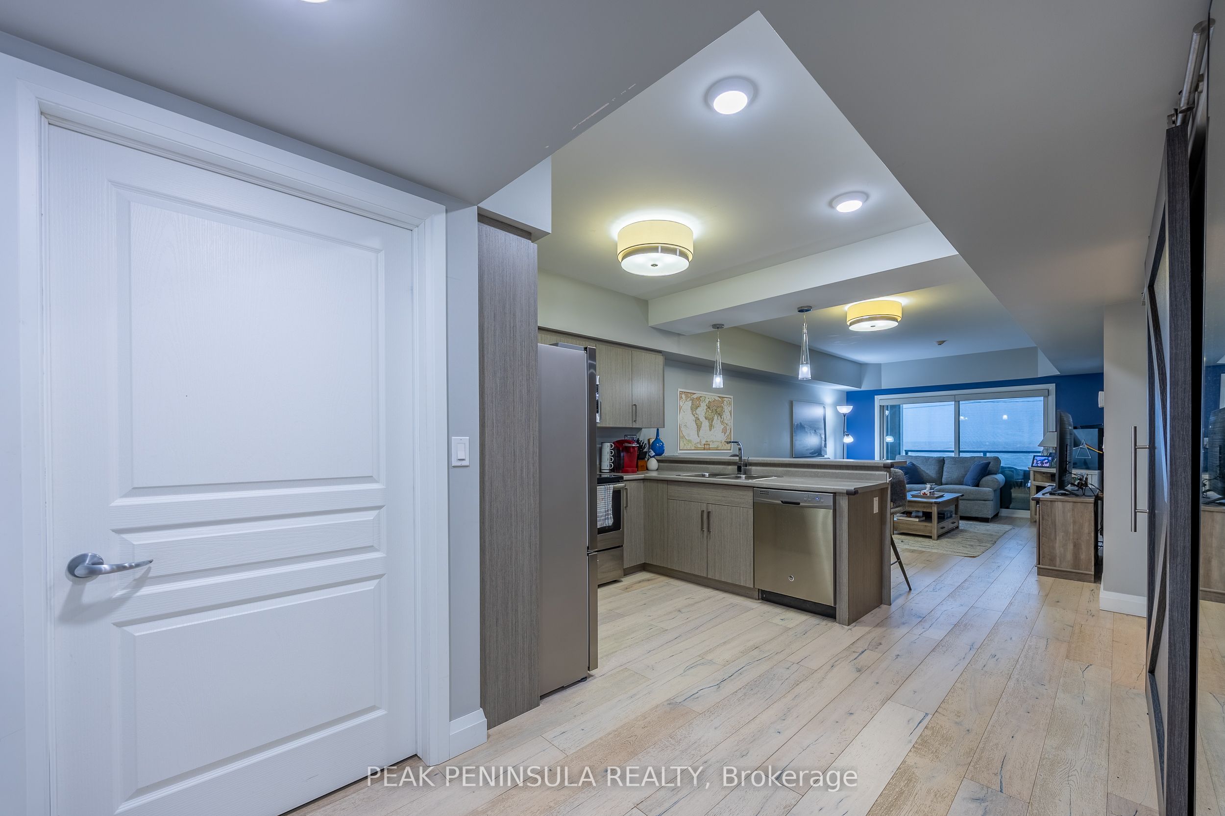 12 Erie Boulevard 208, Norfolk, ON N0E 1M0
