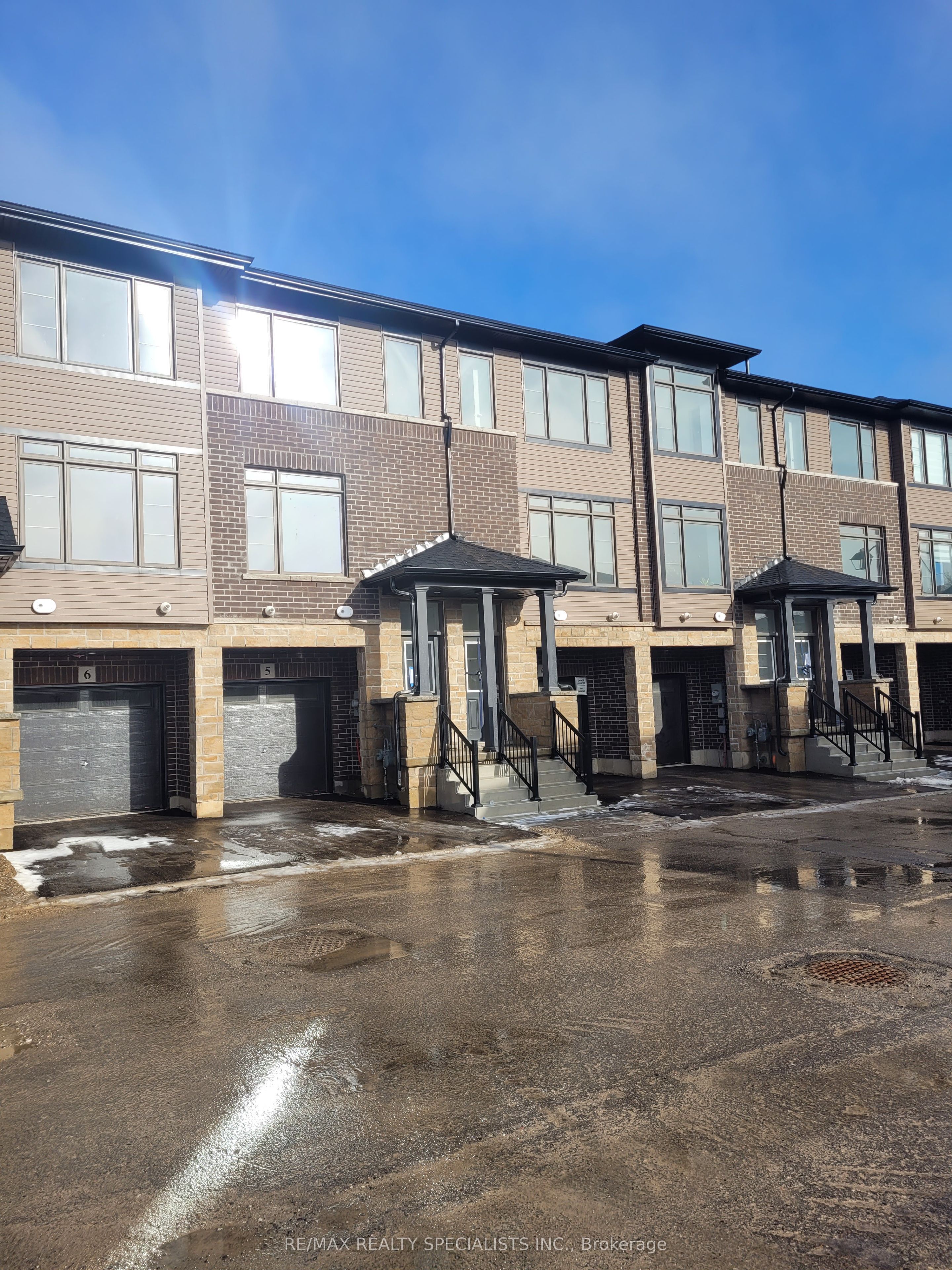 106 Court Drive 4, Brant, ON N3L 0N2 photo 3