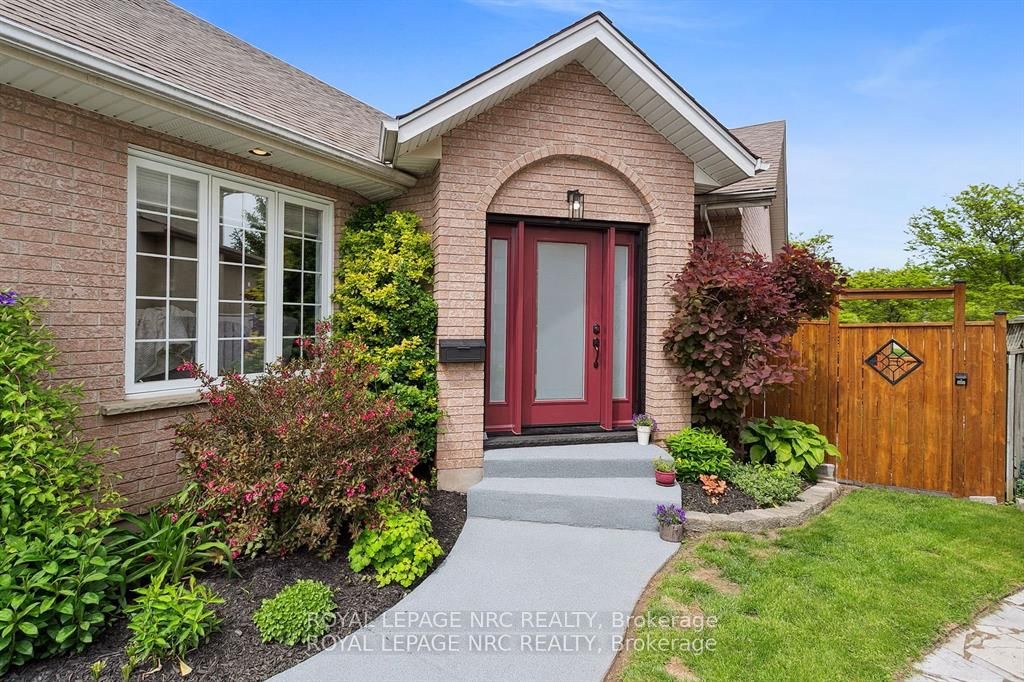 5240 Marcel Crescent, Niagara Falls, ON L2E 7M5 photo 3