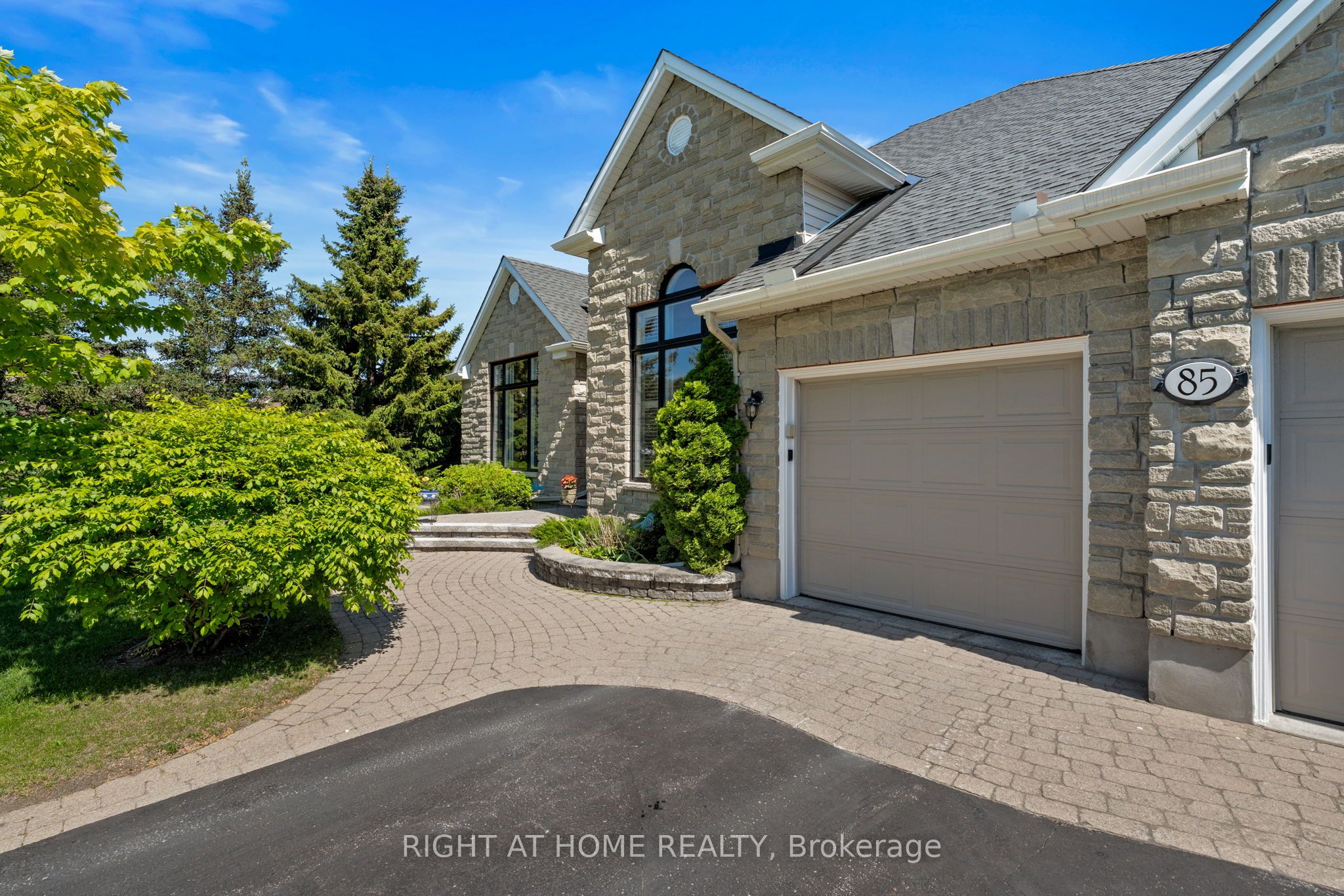 85 BRIGHTSIDE Avenue, Stittsville - Munster - Richmond, ON K2S 1K2 photo 3