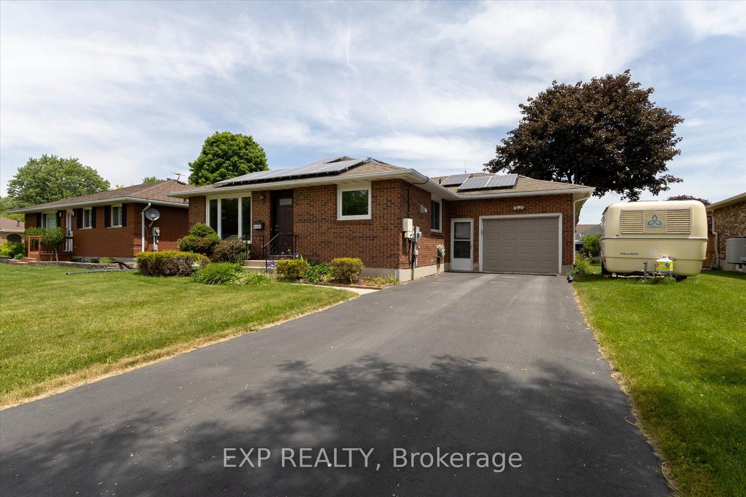 28 Denrich Avenue, Tillsonburg, ON N4G 4W1 photo 2