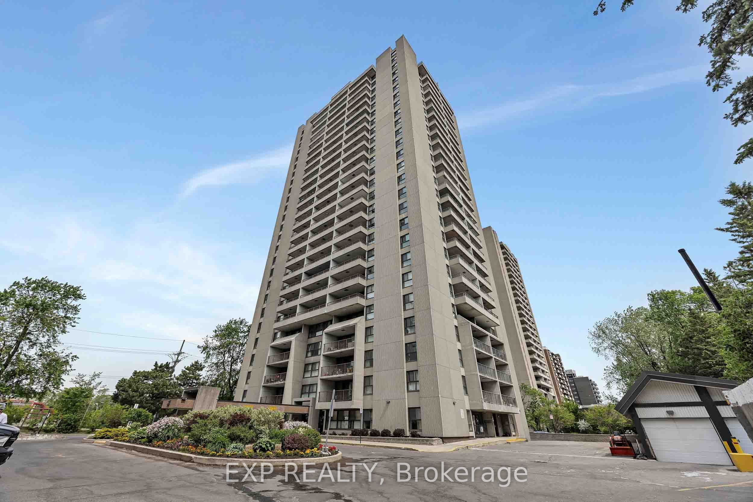 1785 Frobisher Lane 1707, Alta Vista and Area, ON K1G 3T7 photo 2