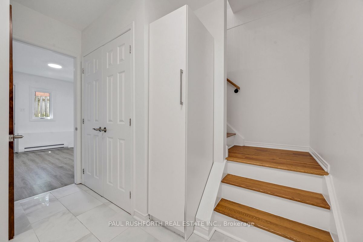 2828 Richmond Road 18, Britannia Heights - Queensway Terrace N and Area, ON K2B 8S1 photo 4