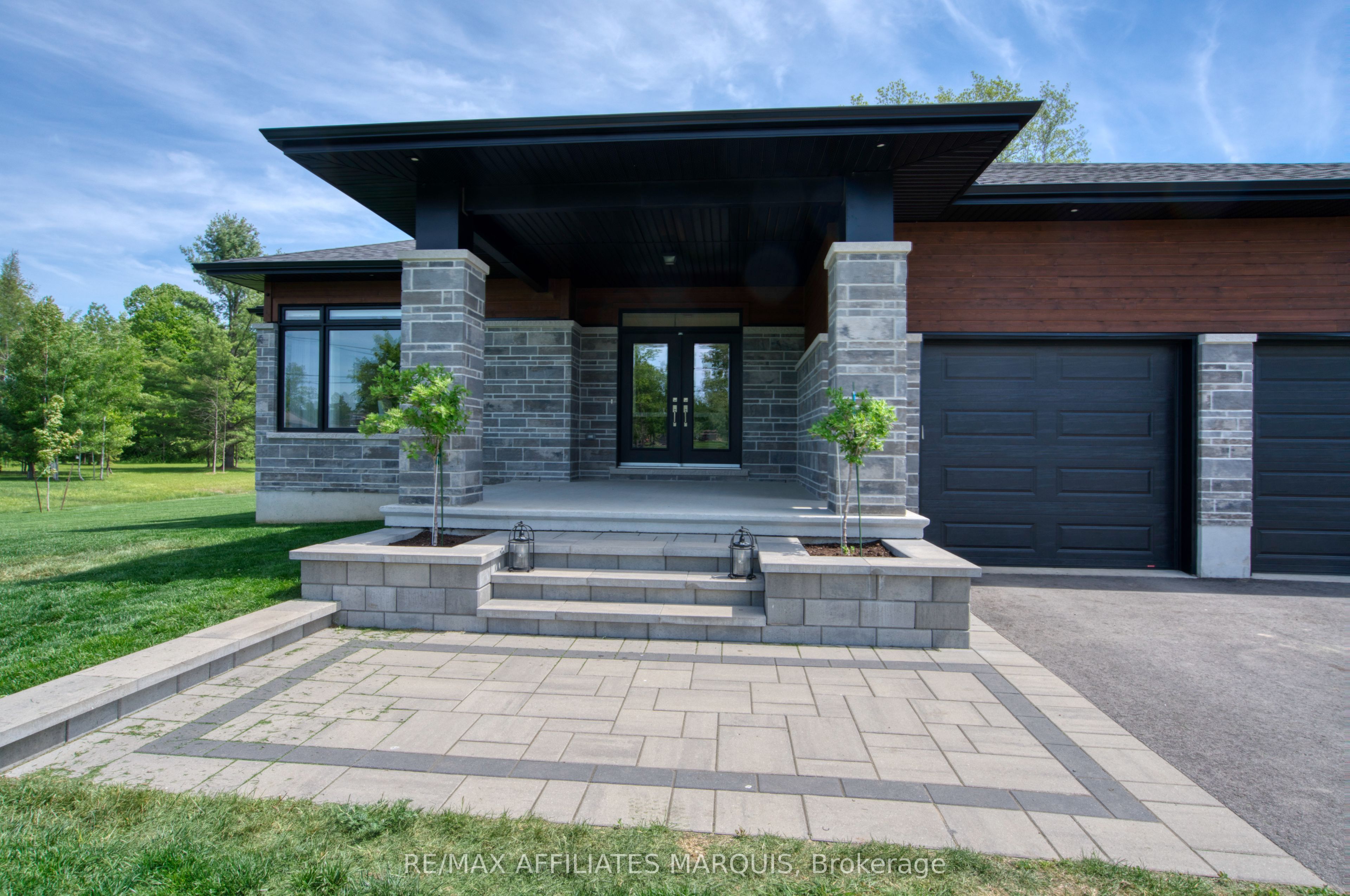 27 Diane Drive, Rideau Lakes, ON K7A 4S5 photo 4