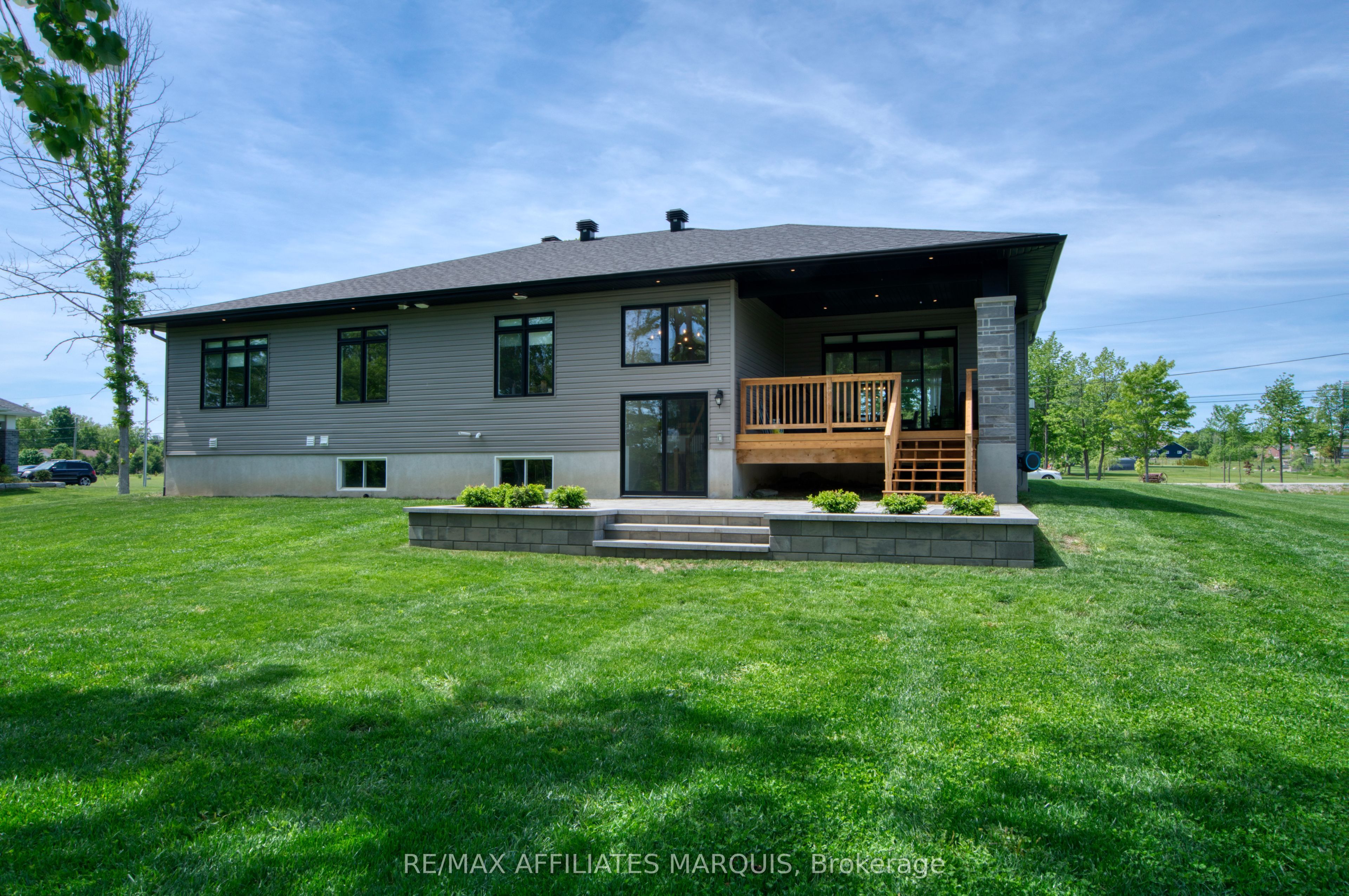 27 Diane Drive, Rideau Lakes, ON K7A 4S5 photo 5